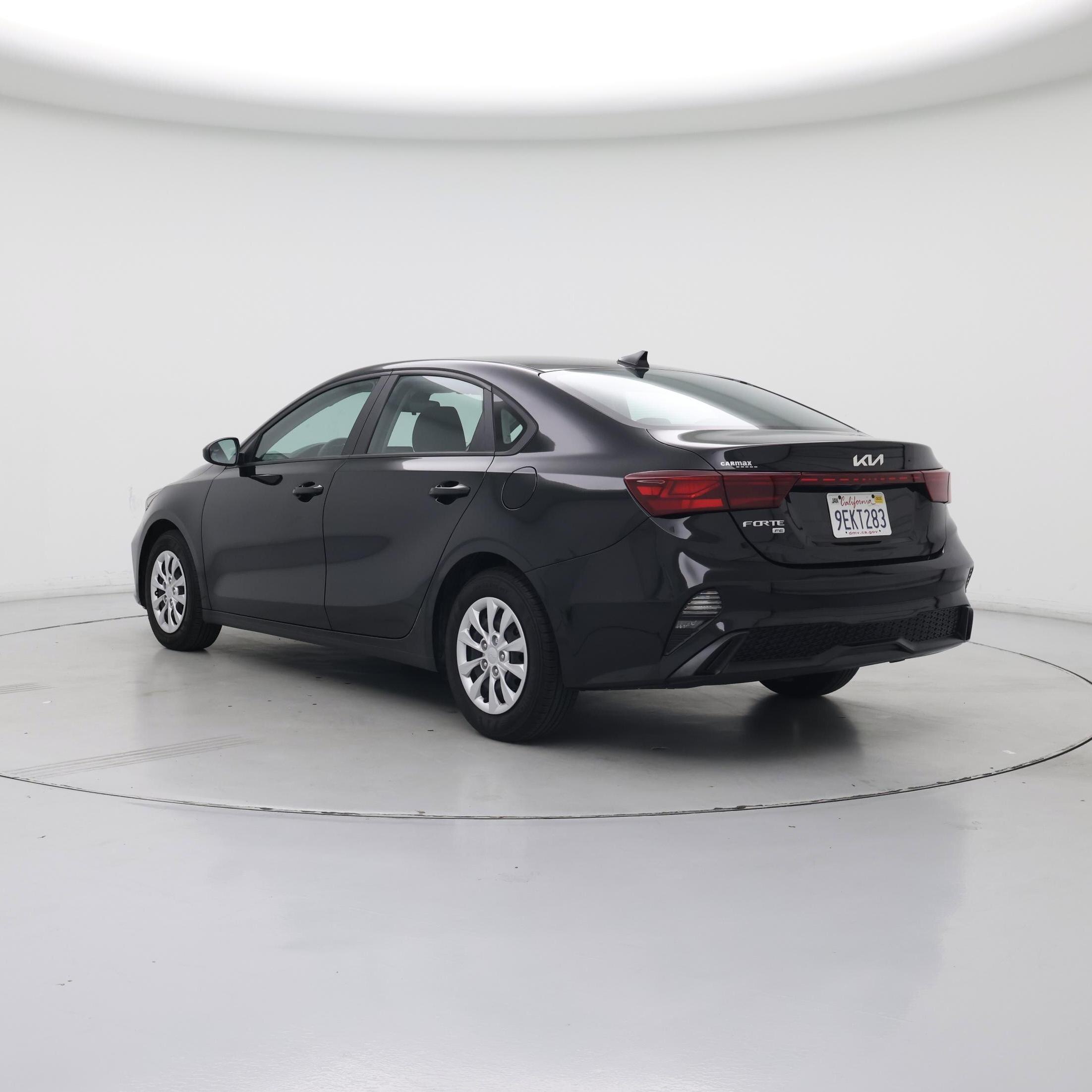 Thumbnail: 2023 Kia Forte - 2