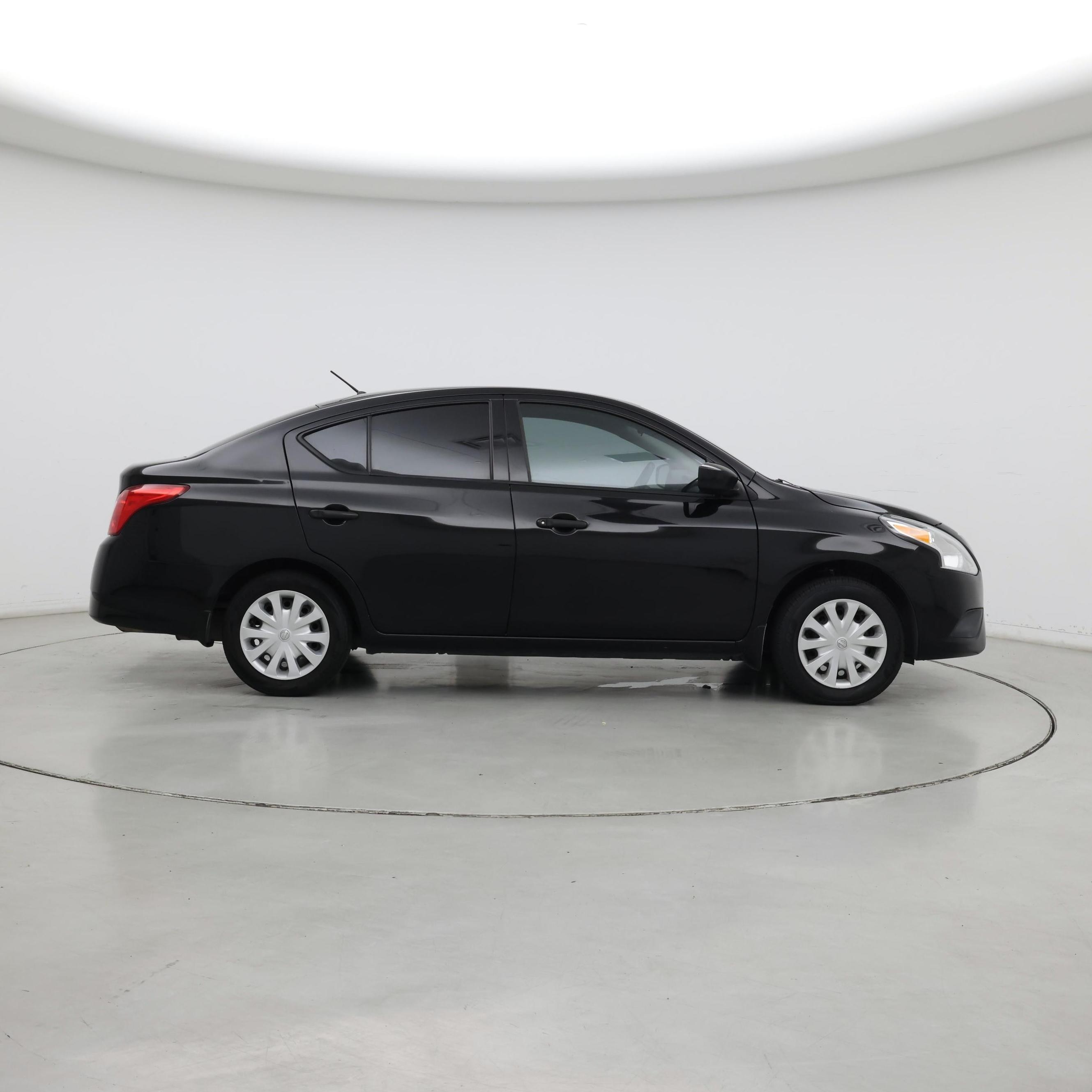 Thumbnail: 2019 Nissan Versa - 7