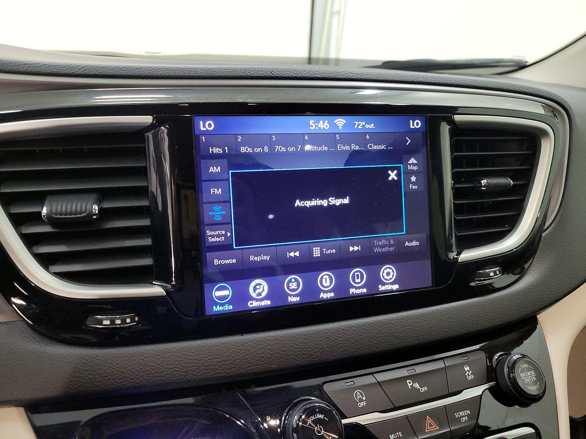 Thumbnail: 2020 Chrysler Pacifica - 16