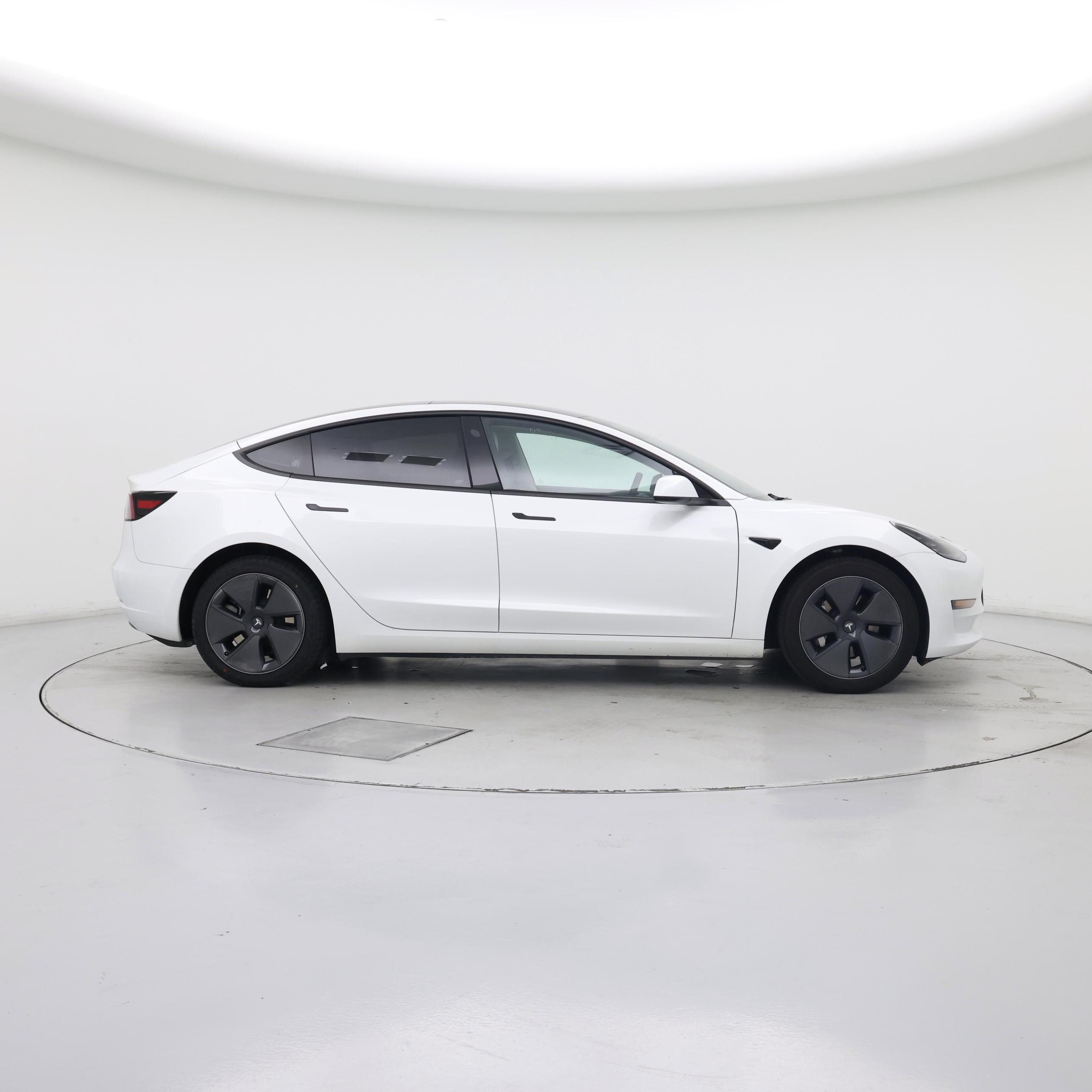 Thumbnail: 2023 Tesla Model 3 - 7