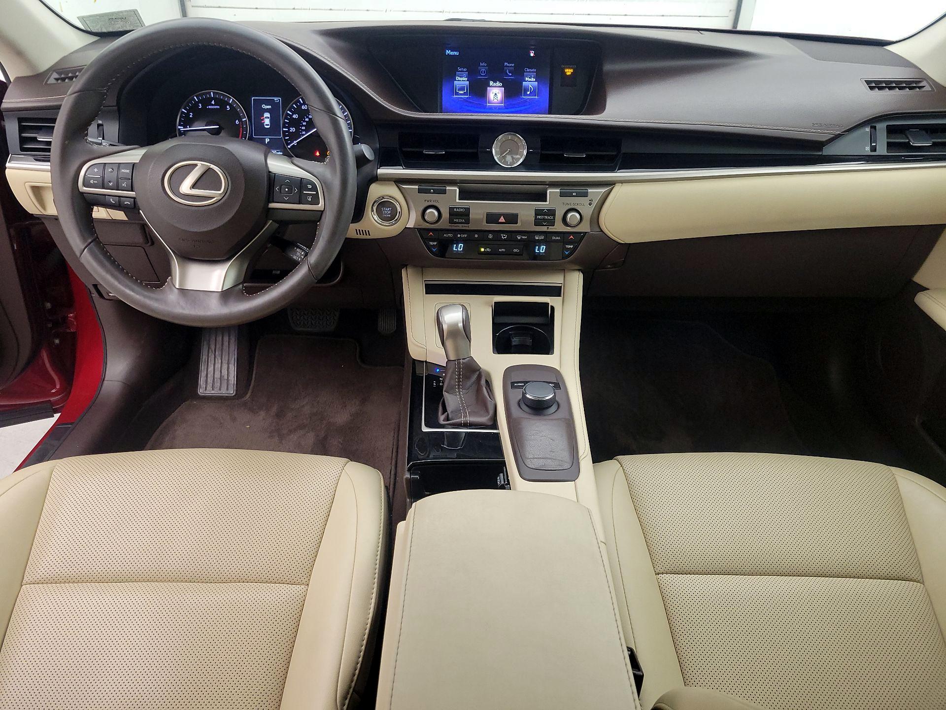 Thumbnail: 2016 Lexus ES - 9