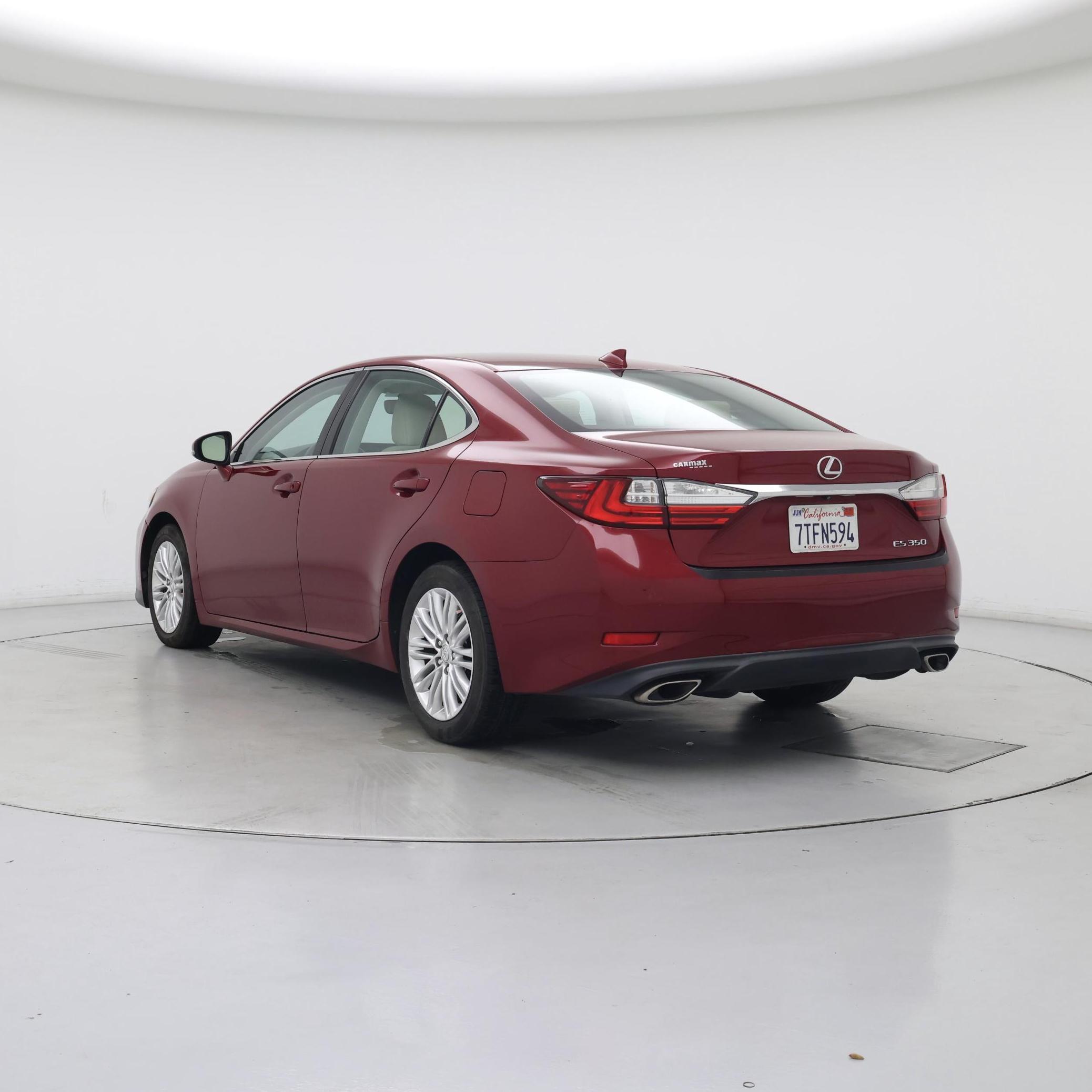 Thumbnail: 2016 Lexus ES - 2