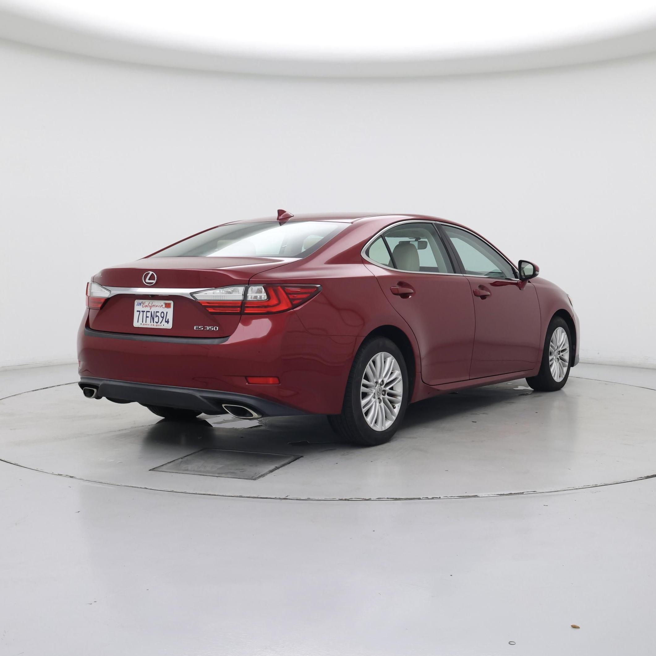 Thumbnail: 2016 Lexus ES - 8