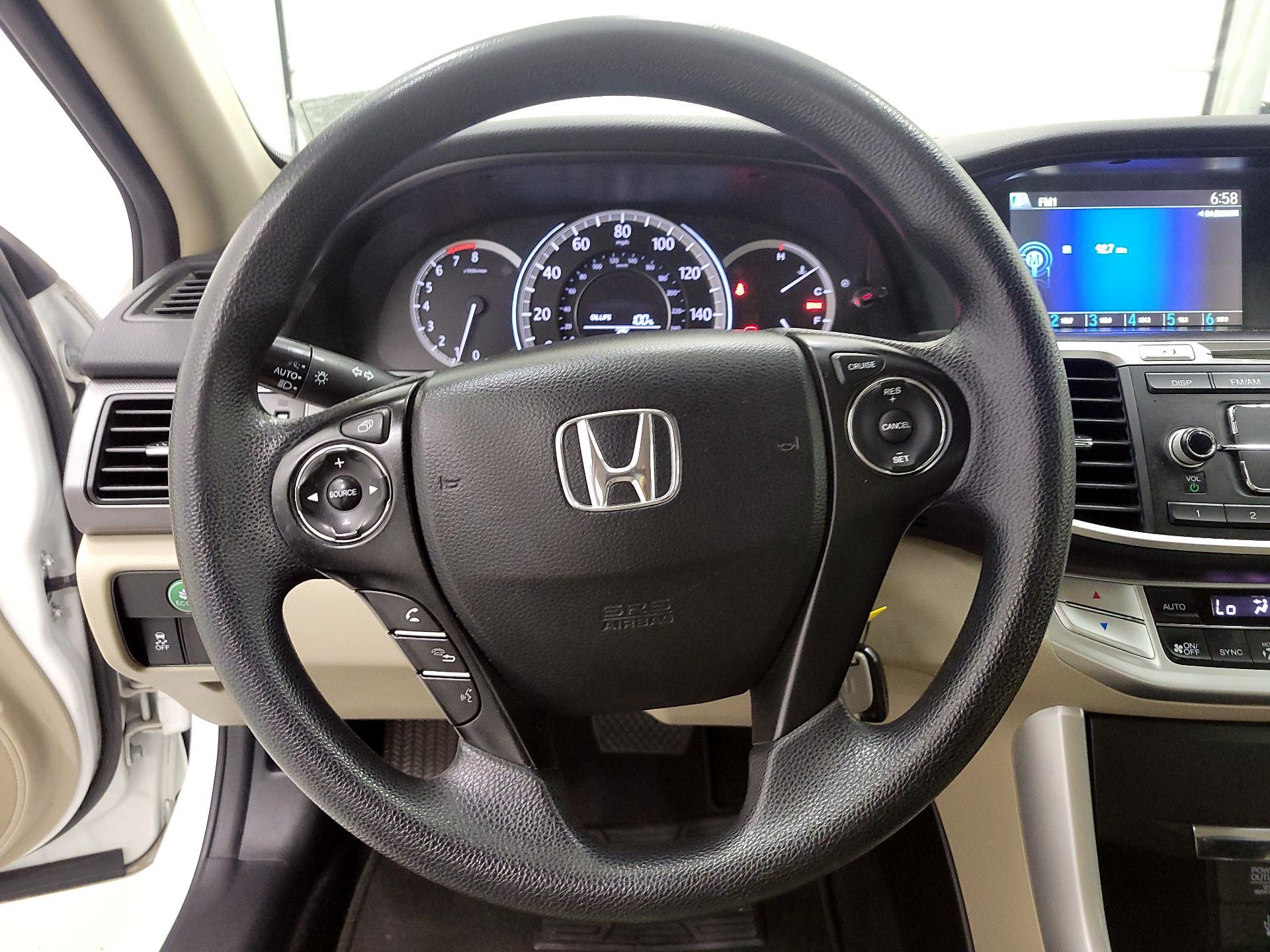Thumbnail: 2015 Honda Accord - 10