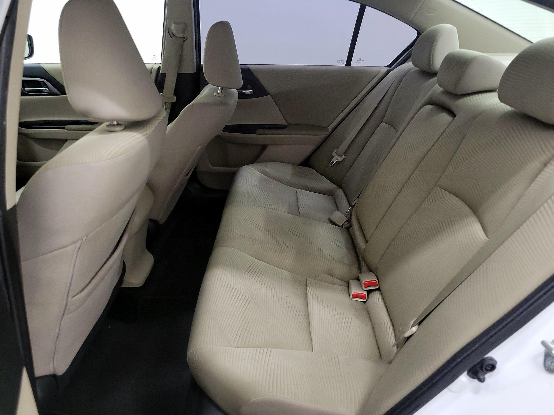 Thumbnail: 2015 Honda Accord - 18