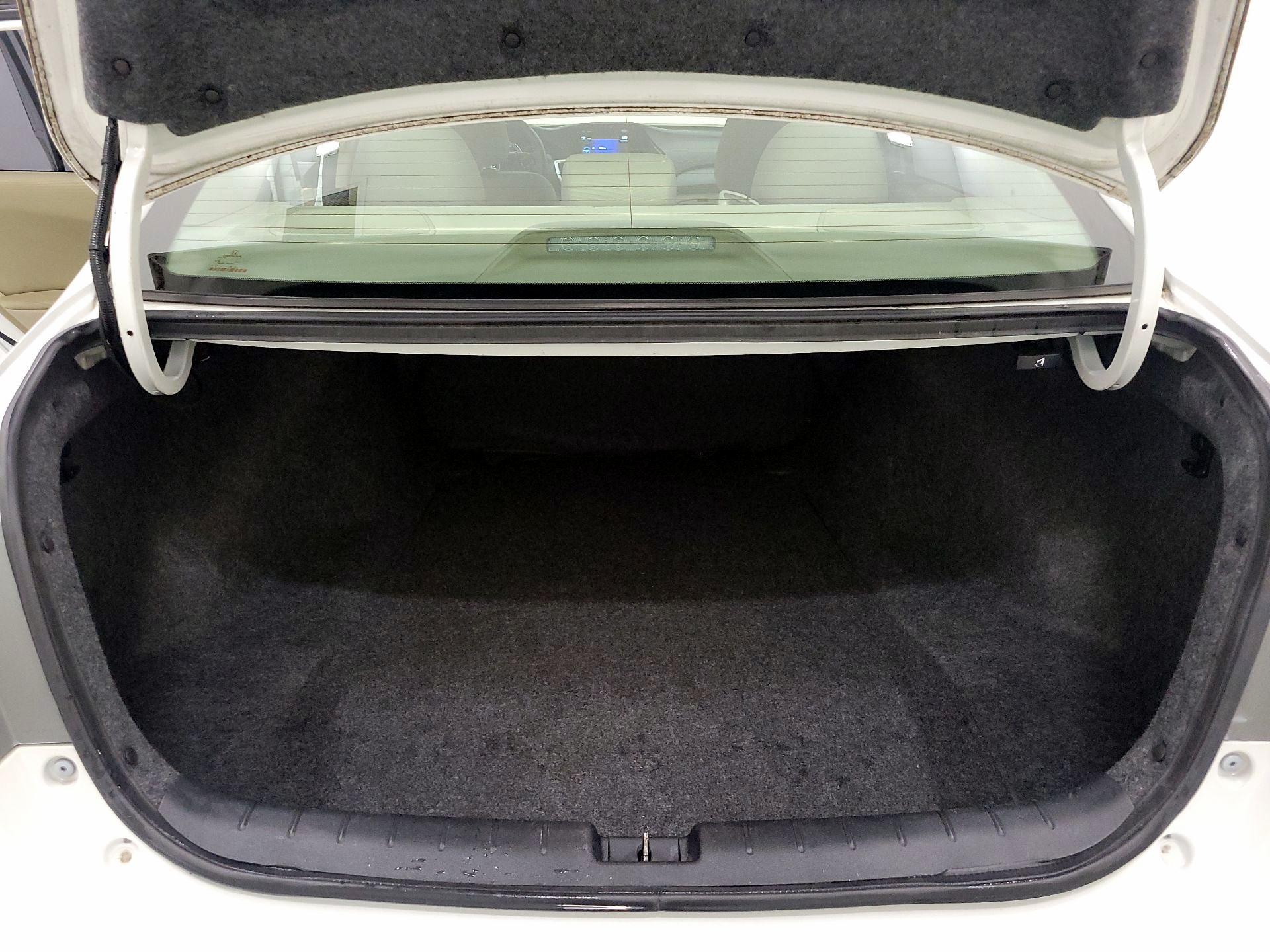 Thumbnail: 2015 Honda Accord - 19