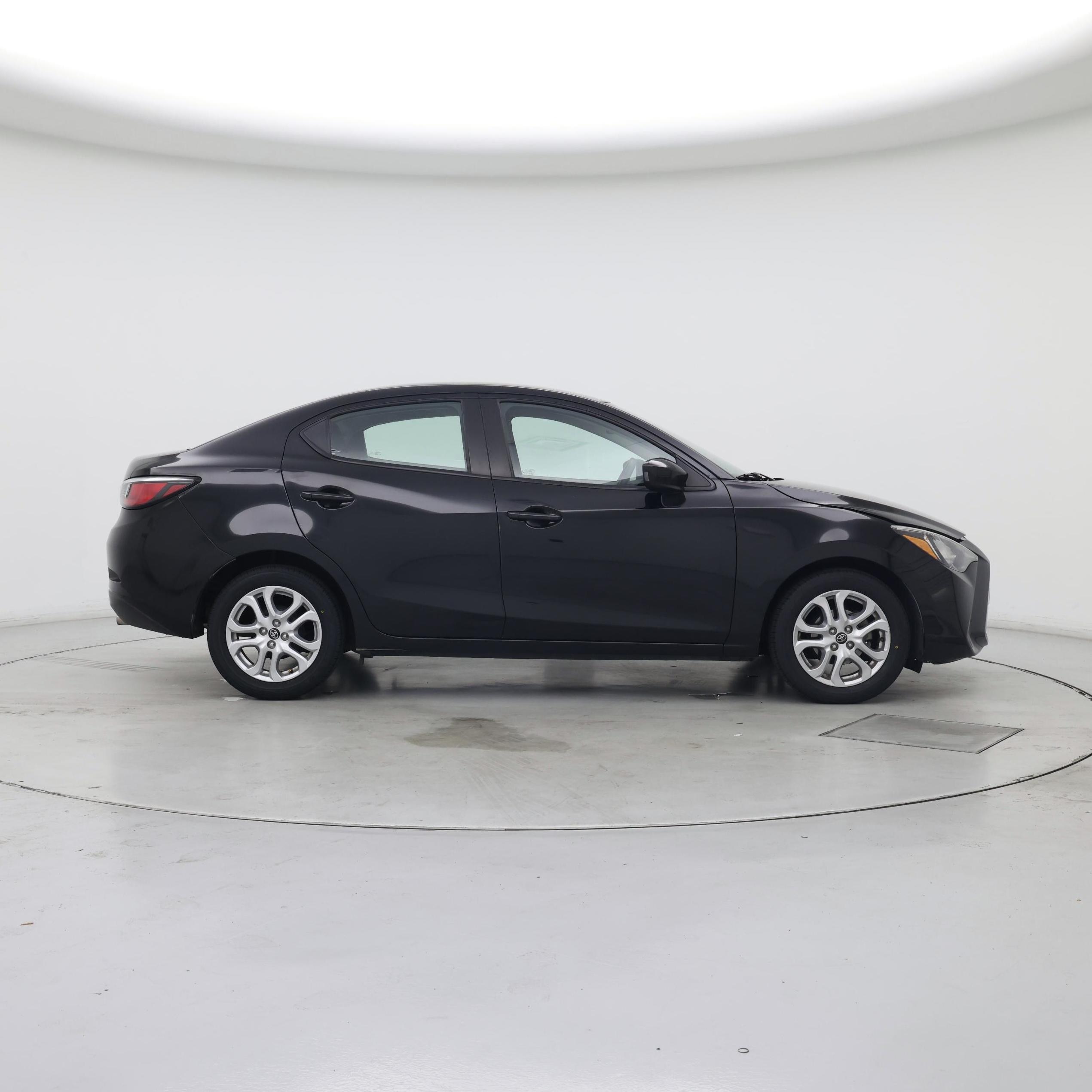 Thumbnail: 2018 Toyota Yaris iA - 7