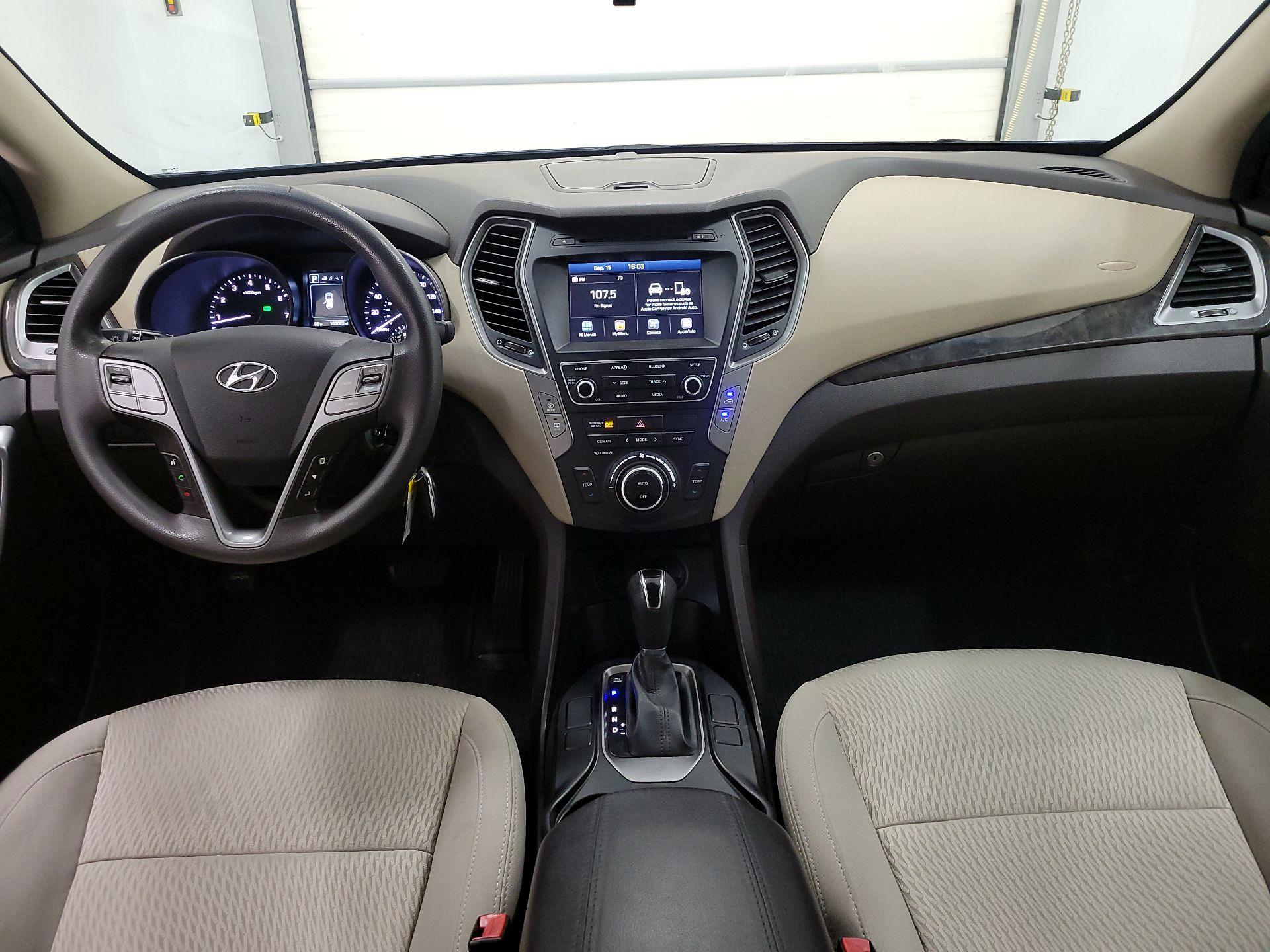 Thumbnail: 2017 Hyundai Santa Fe - 9