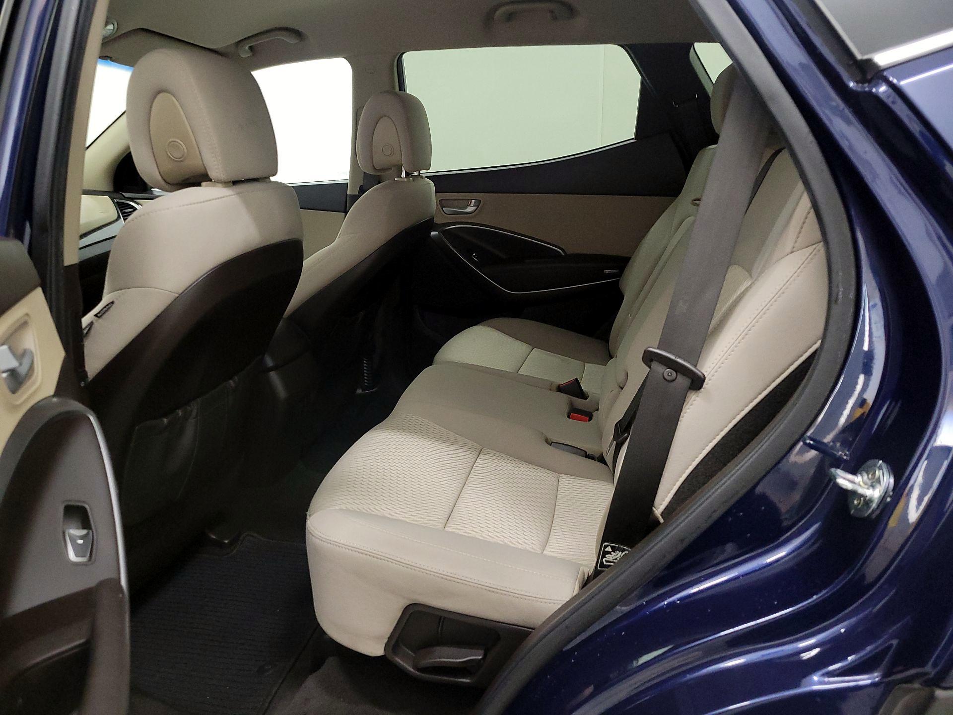 Thumbnail: 2017 Hyundai Santa Fe - 19