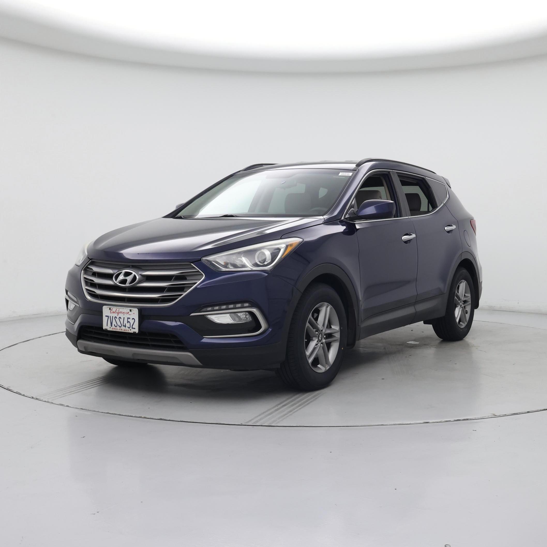 Thumbnail: 2017 Hyundai Santa Fe - 4