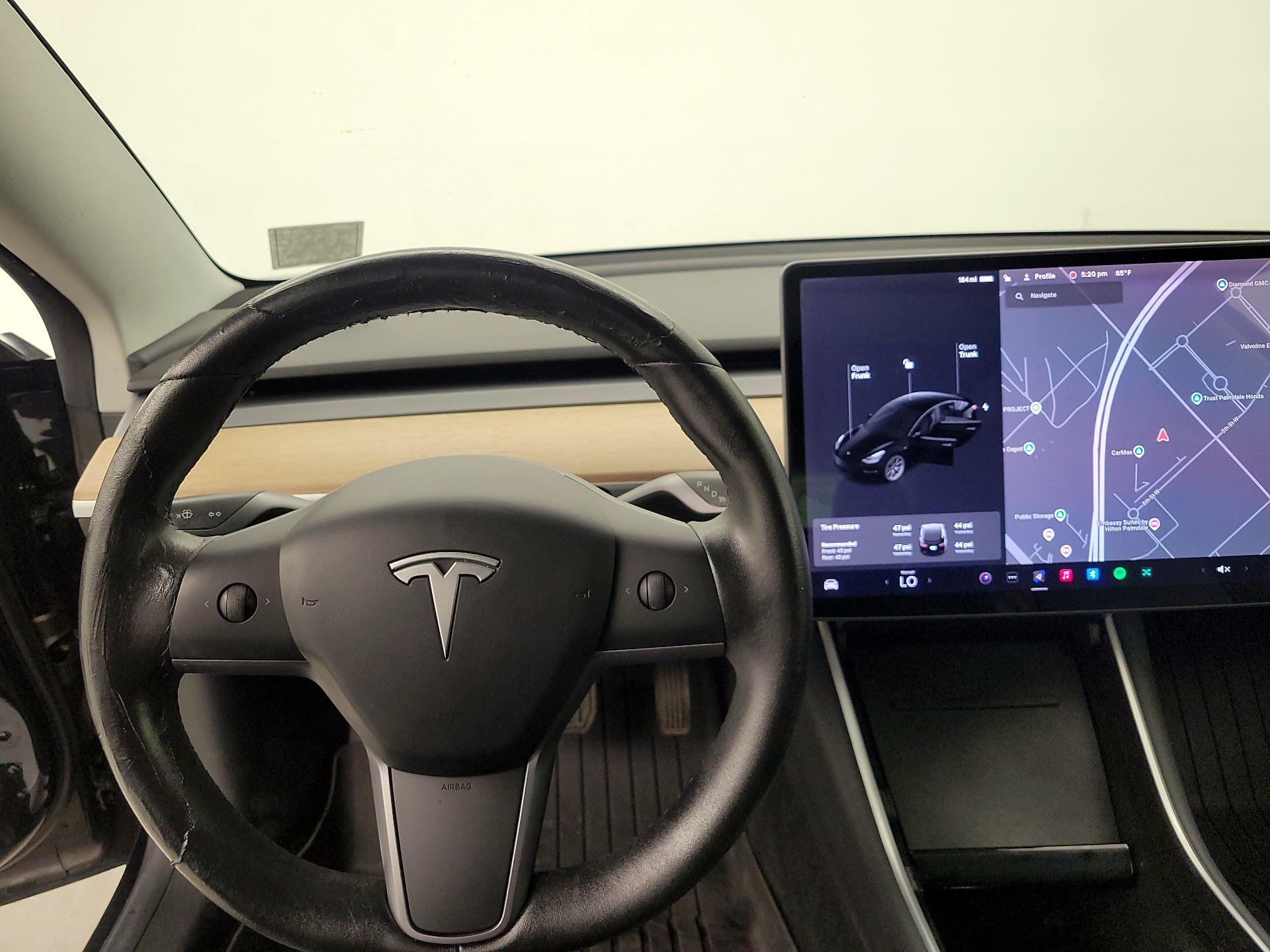 Thumbnail: 2019 Tesla Model 3 - 10