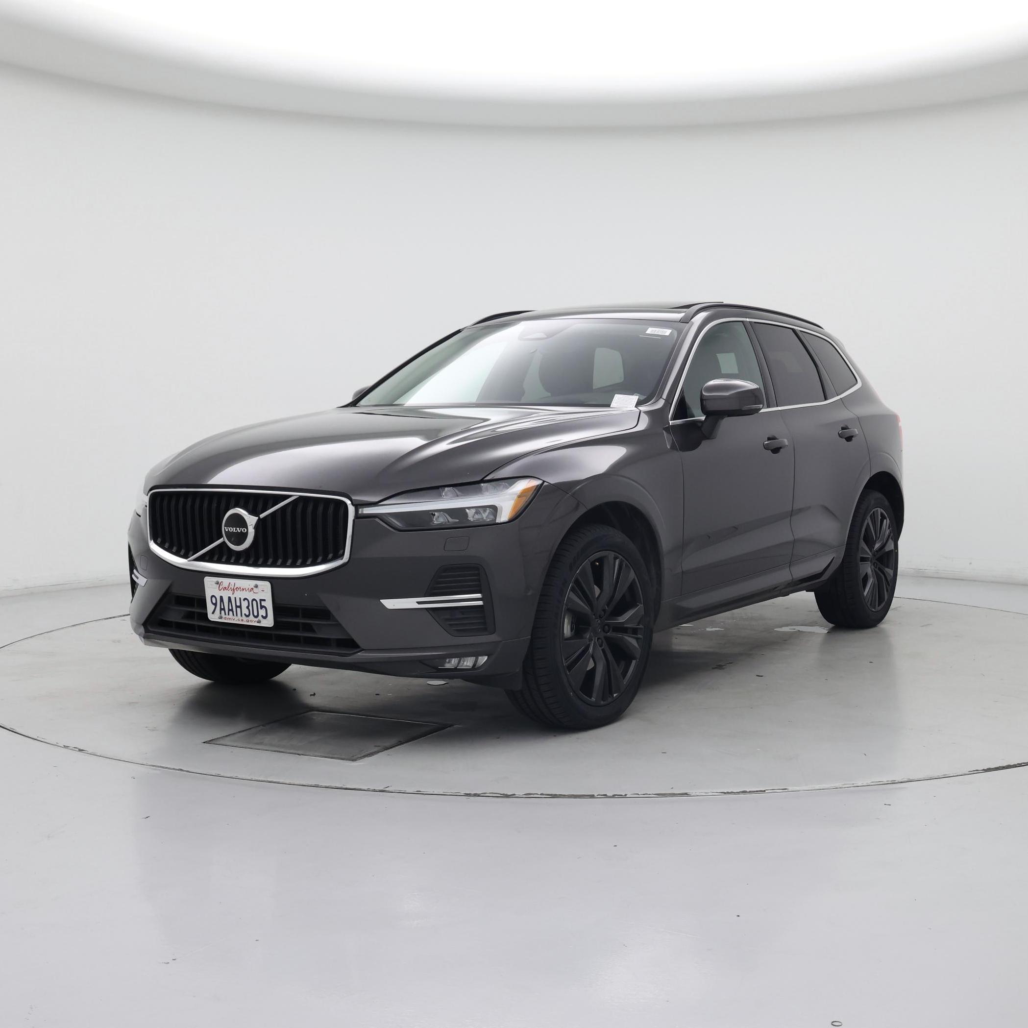 Thumbnail: 2022 Volvo XC60 - 4