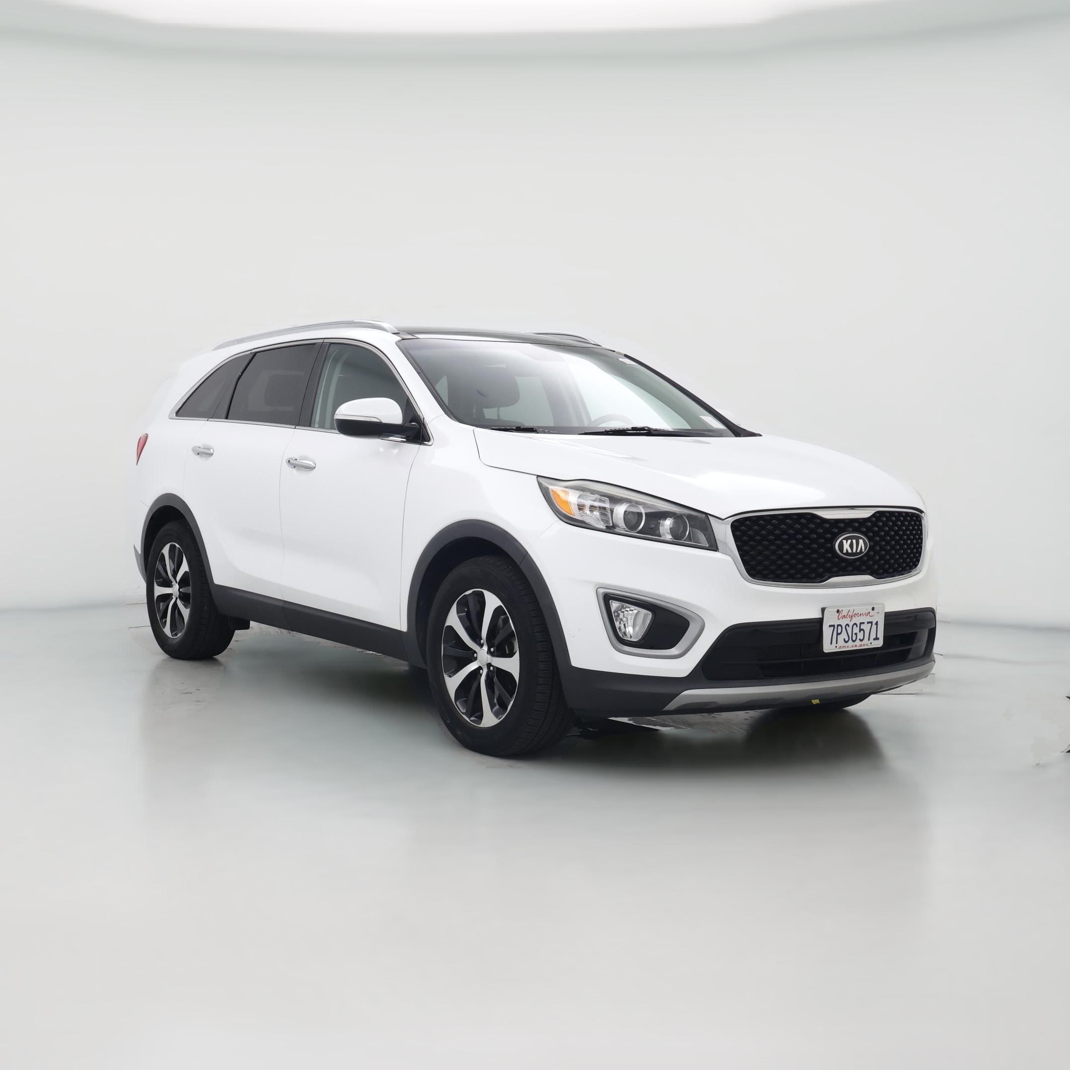 Thumbnail: 2016 Kia Sorento - 1