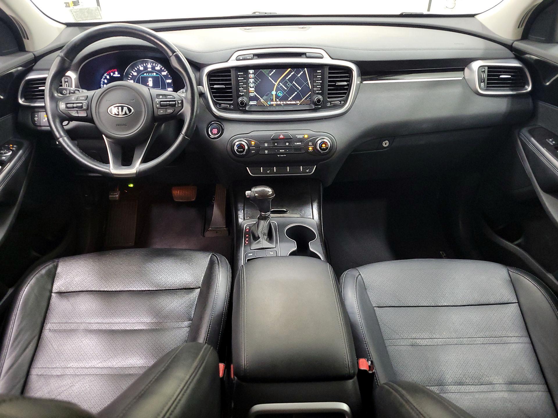Thumbnail: 2016 Kia Sorento - 9
