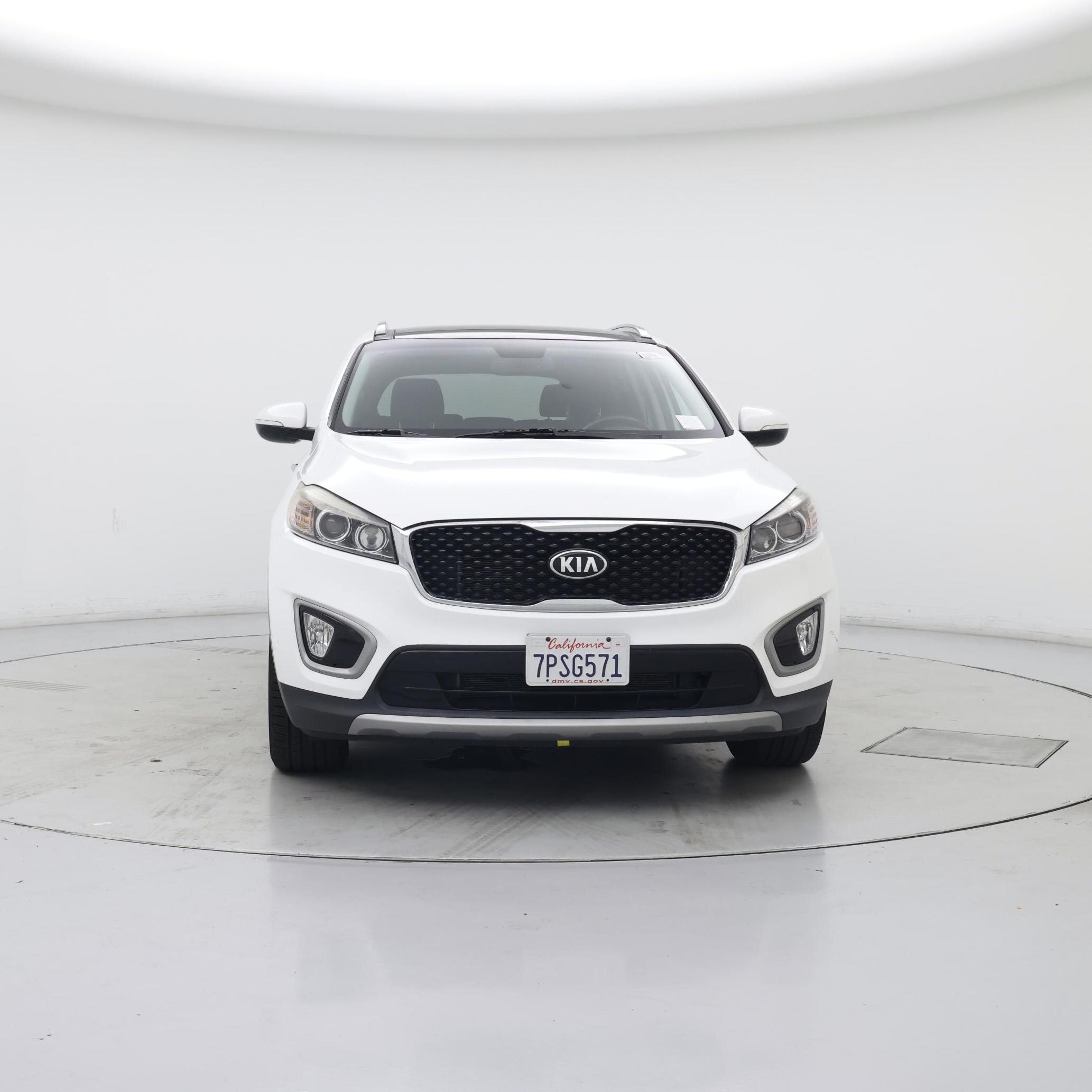 Thumbnail: 2016 Kia Sorento - 5