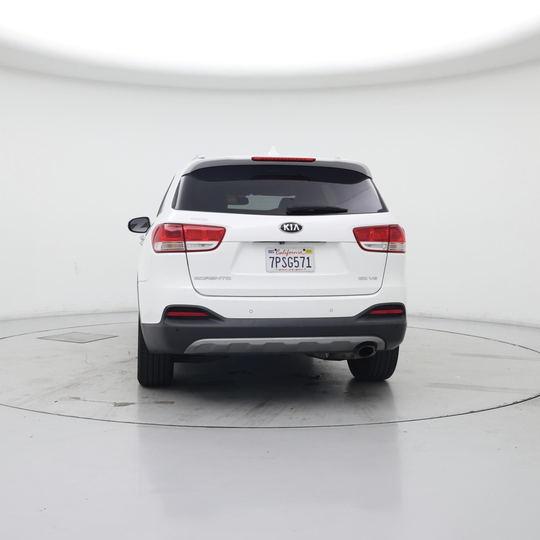 Thumbnail: 2016 Kia Sorento - 6