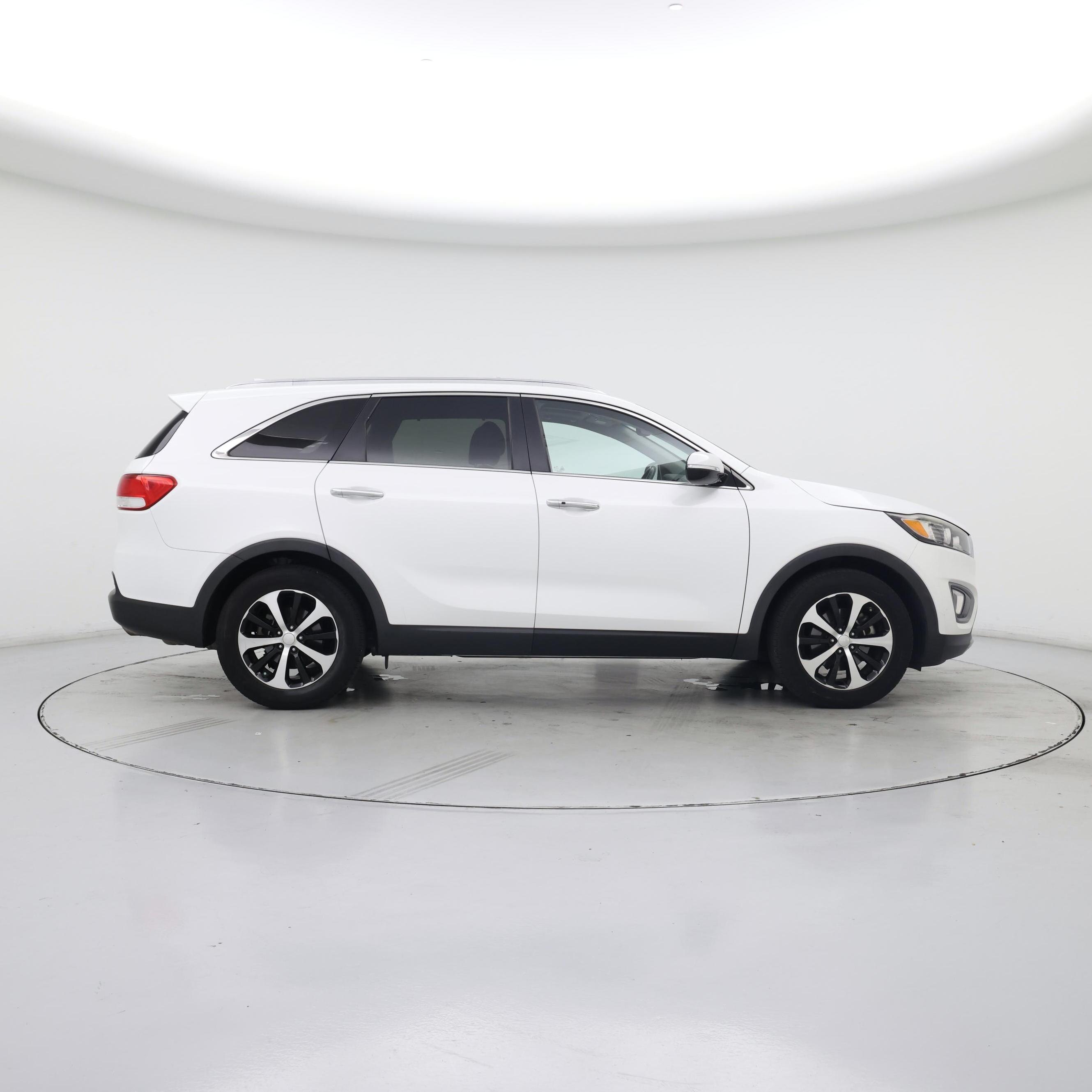 Thumbnail: 2016 Kia Sorento - 7