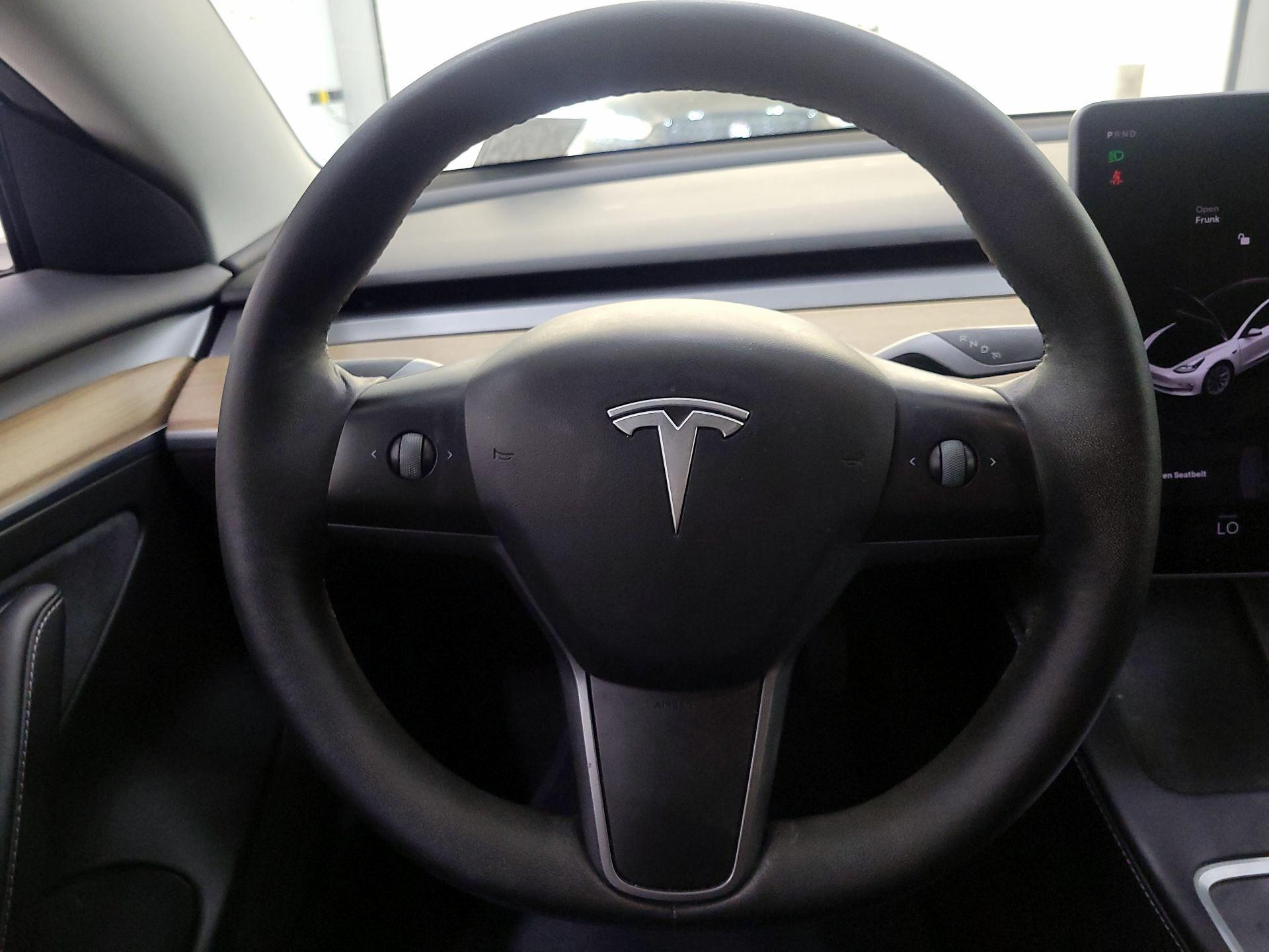 Thumbnail: 2022 Tesla Model 3 - 10