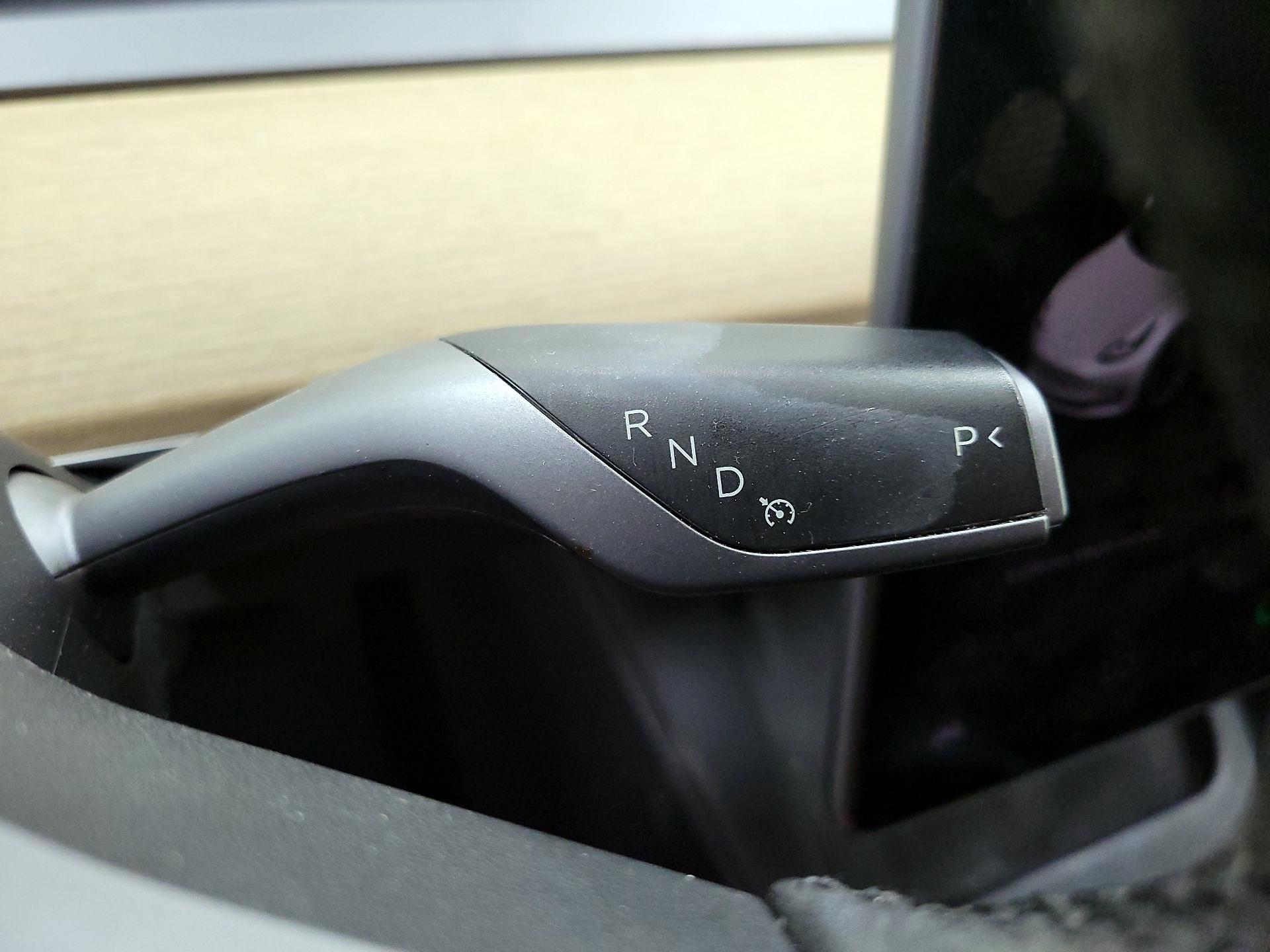 Thumbnail: 2022 Tesla Model 3 - 17
