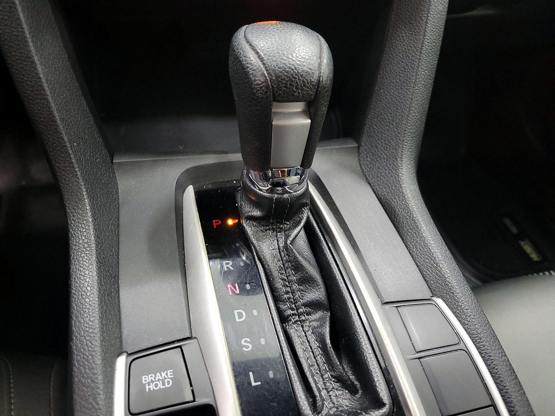 Thumbnail: 2017 Honda Civic - 16