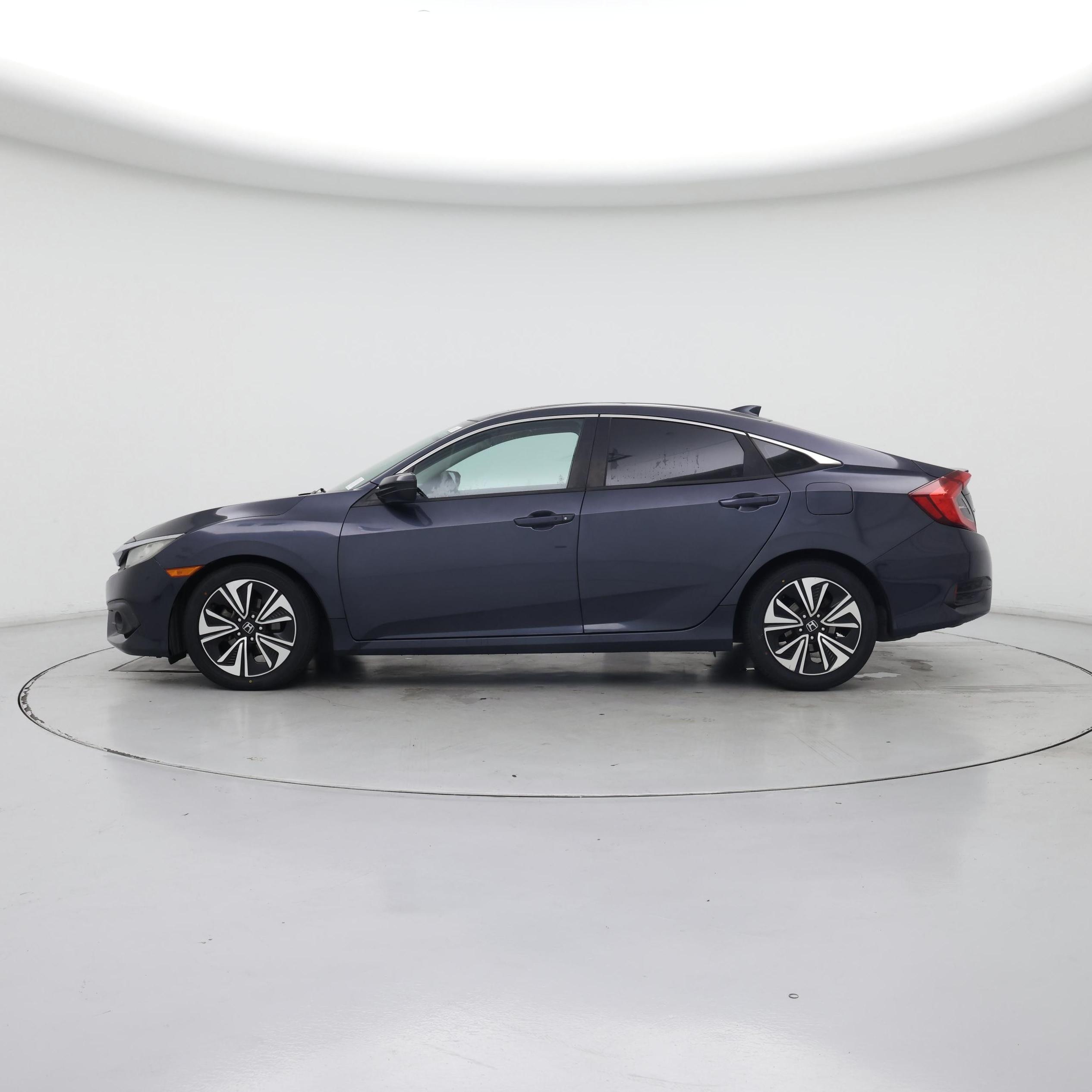Thumbnail: 2017 Honda Civic - 3