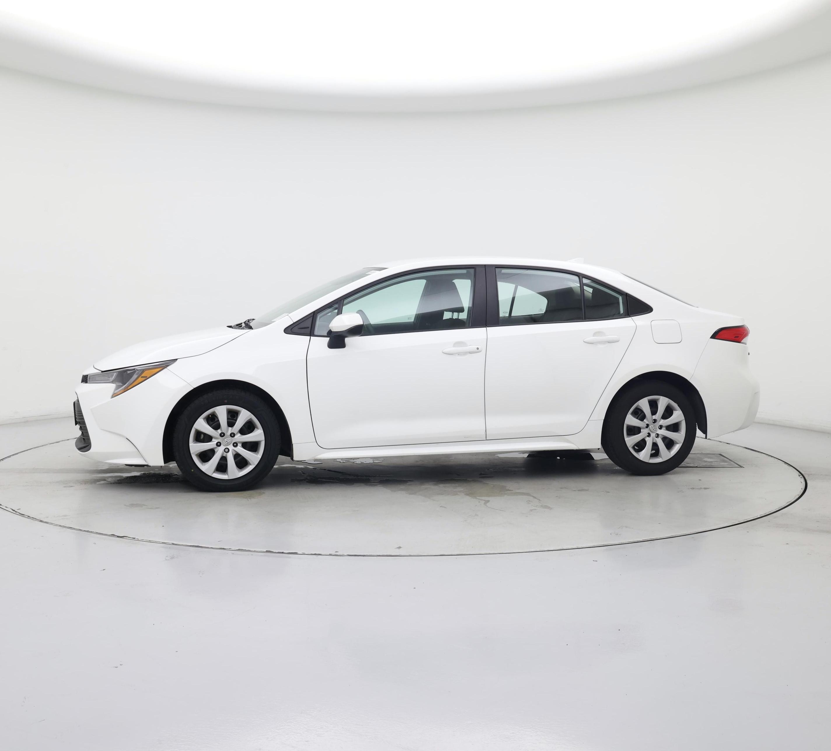 Thumbnail: 2024 Toyota Corolla - 3