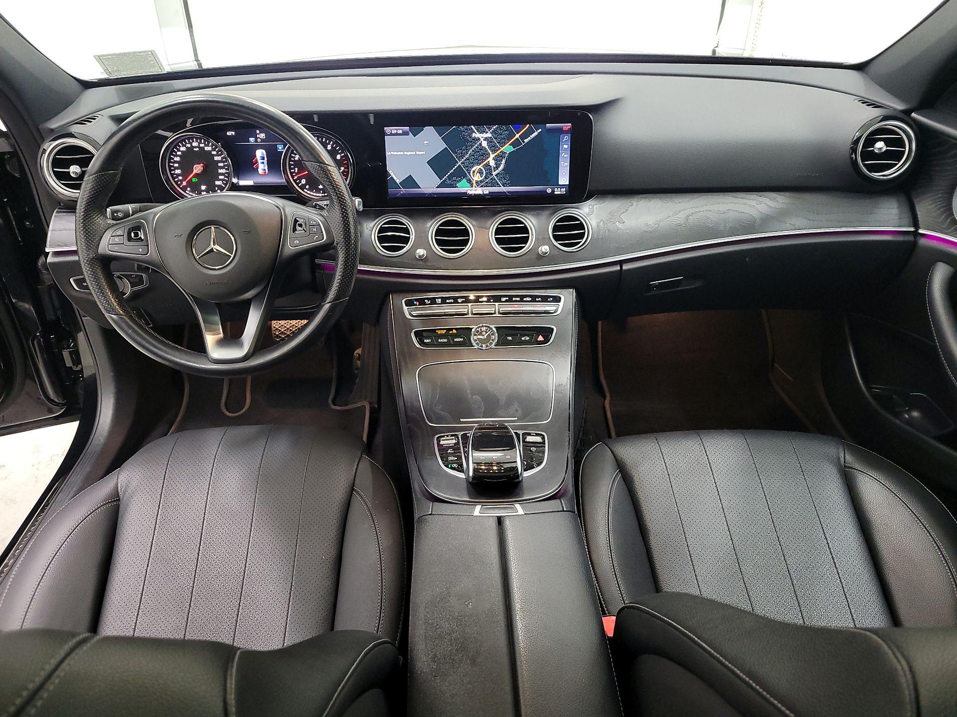 Thumbnail: 2018 Mercedes-Benz E-Class - 9