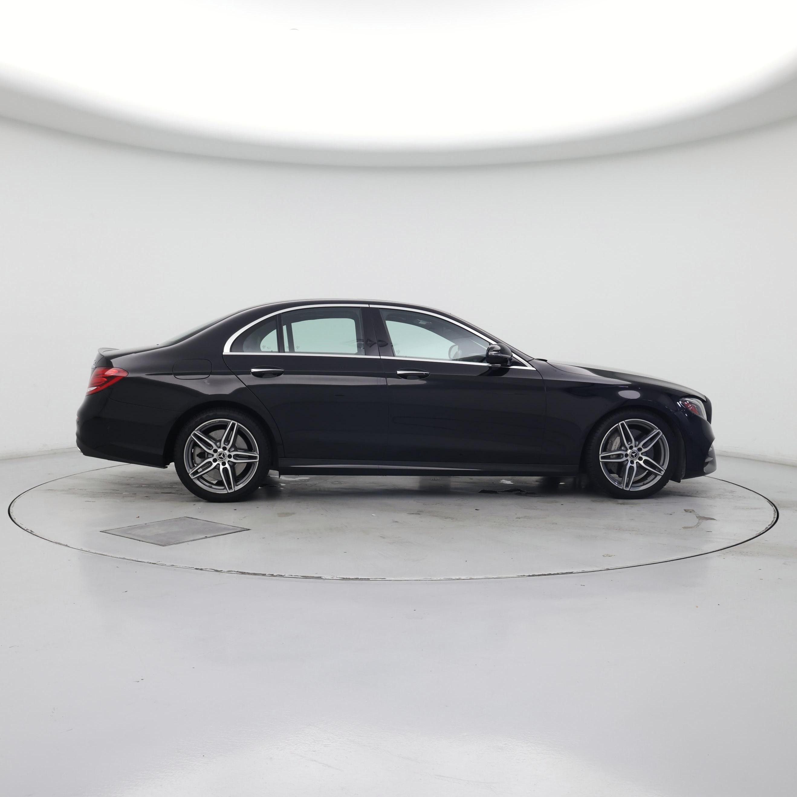 Thumbnail: 2018 Mercedes-Benz E-Class - 7
