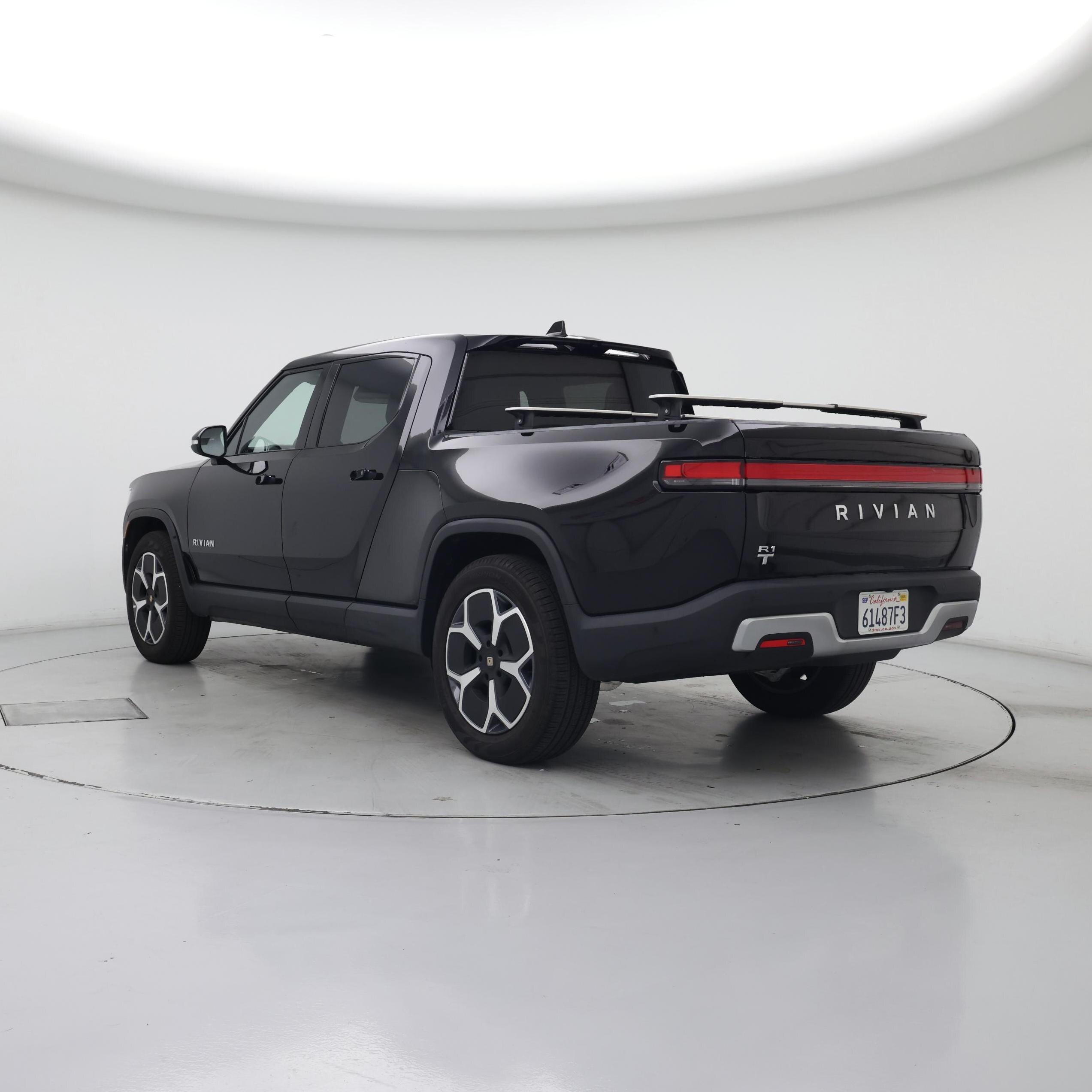 Thumbnail: 2024 Rivian R1T - 2