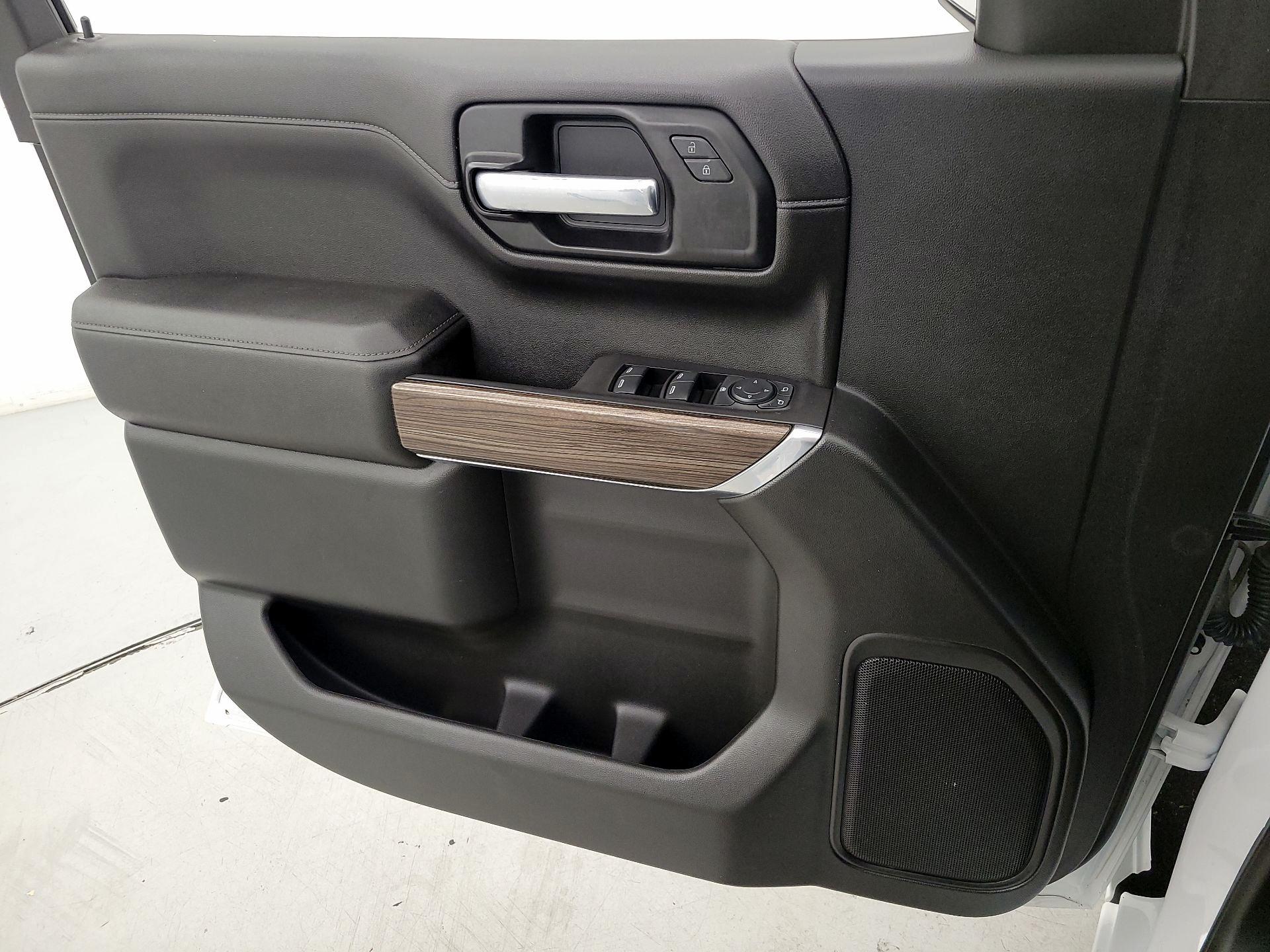 Thumbnail: 2021 Chevrolet Silverado 1500 - 12
