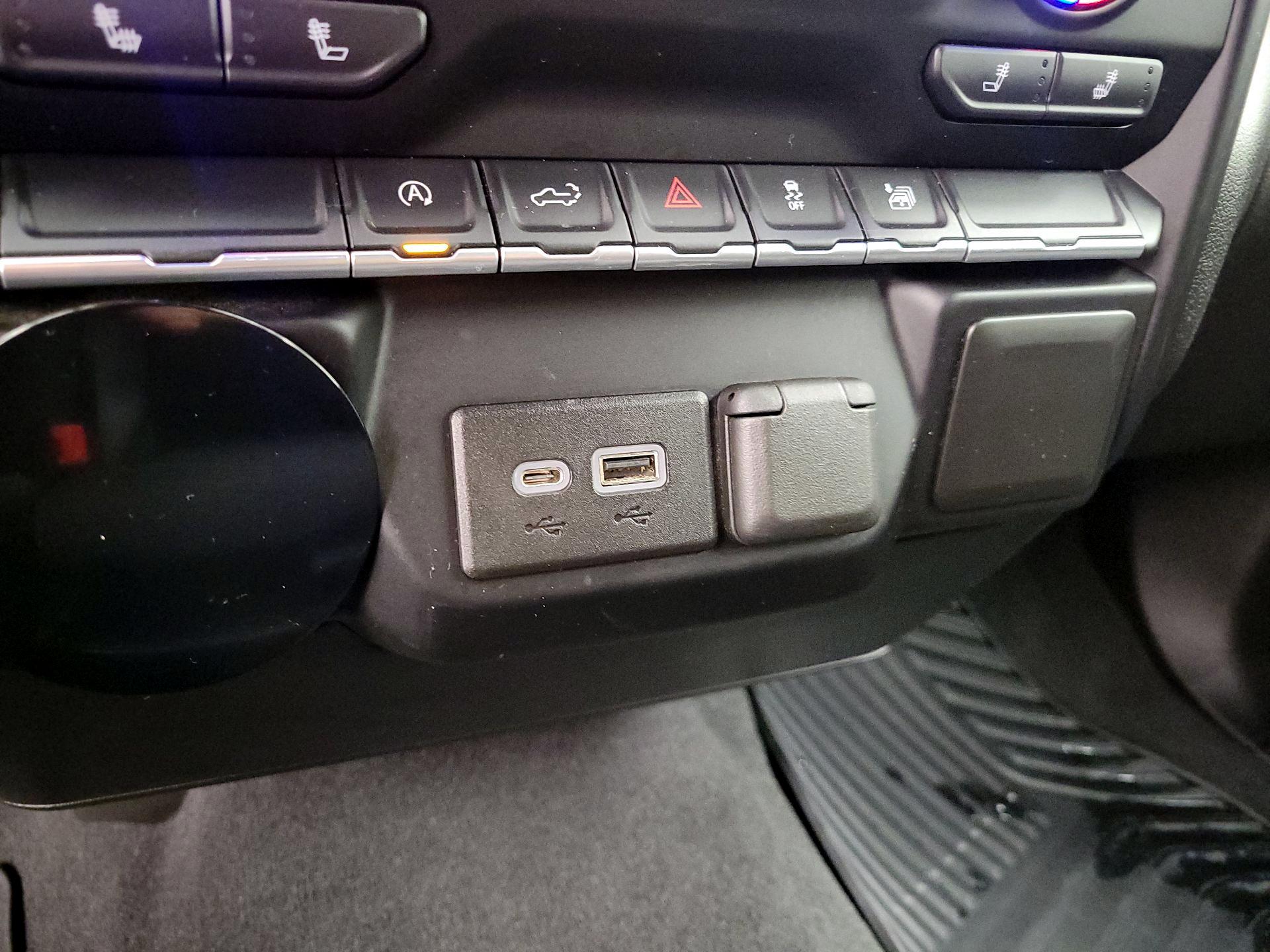 Thumbnail: 2021 Chevrolet Silverado 1500 - 18