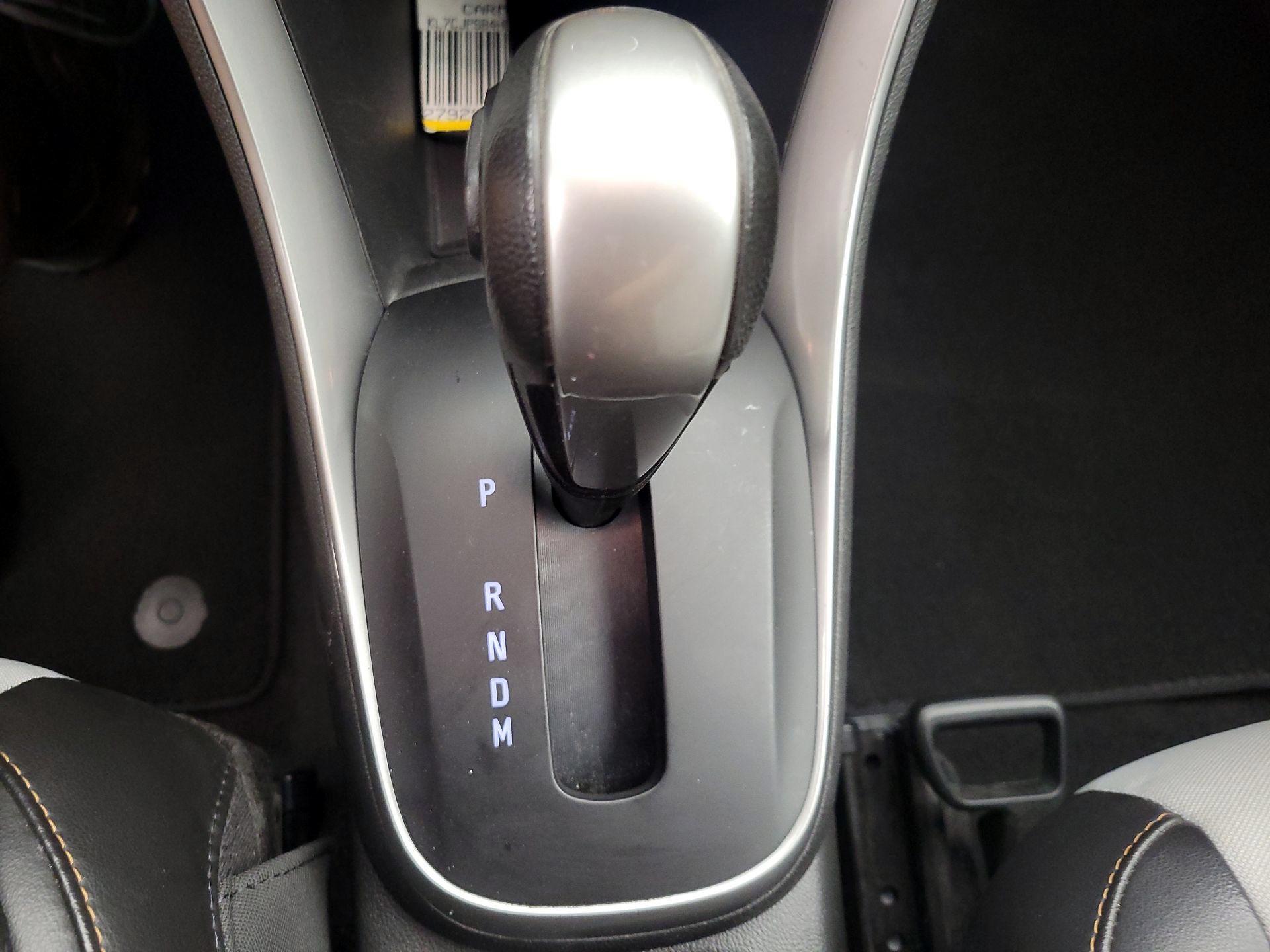 Thumbnail: 2017 Chevrolet Trax - 17