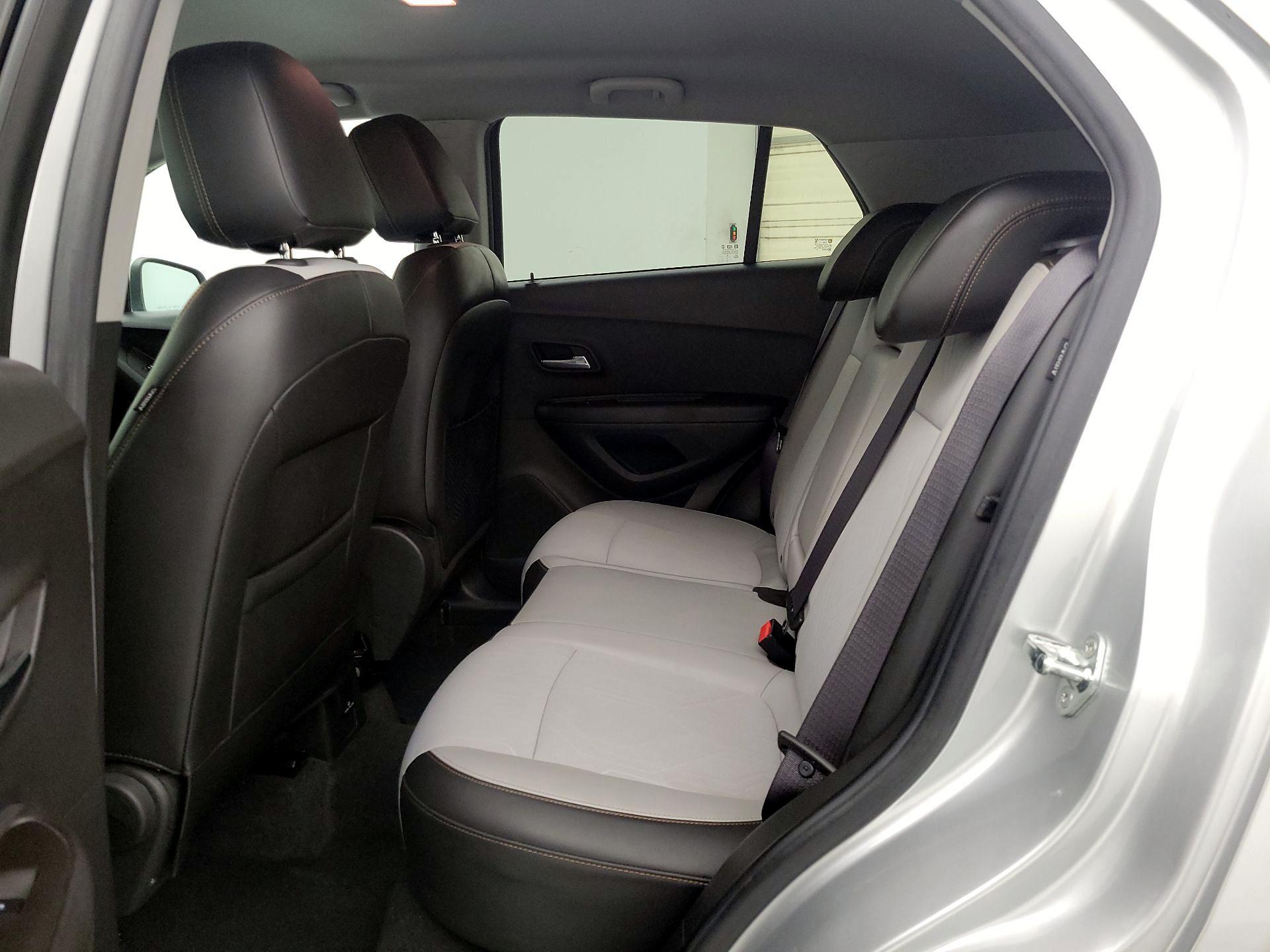 Thumbnail: 2017 Chevrolet Trax - 19