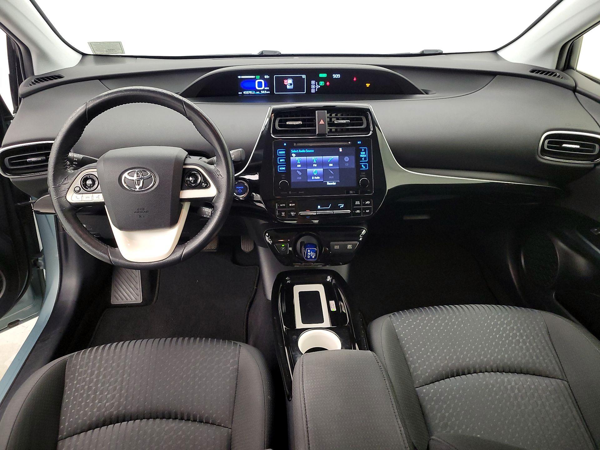 Thumbnail: 2016 Toyota Prius - 9