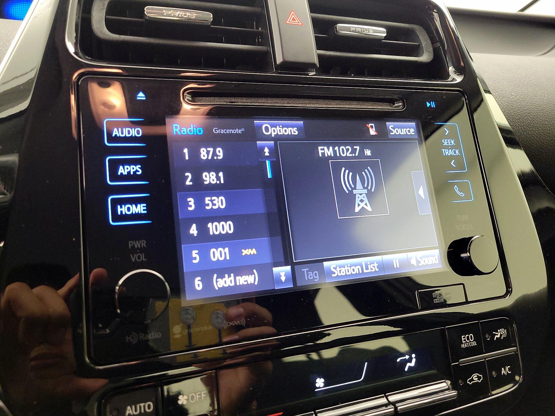 Thumbnail: 2016 Toyota Prius - 15