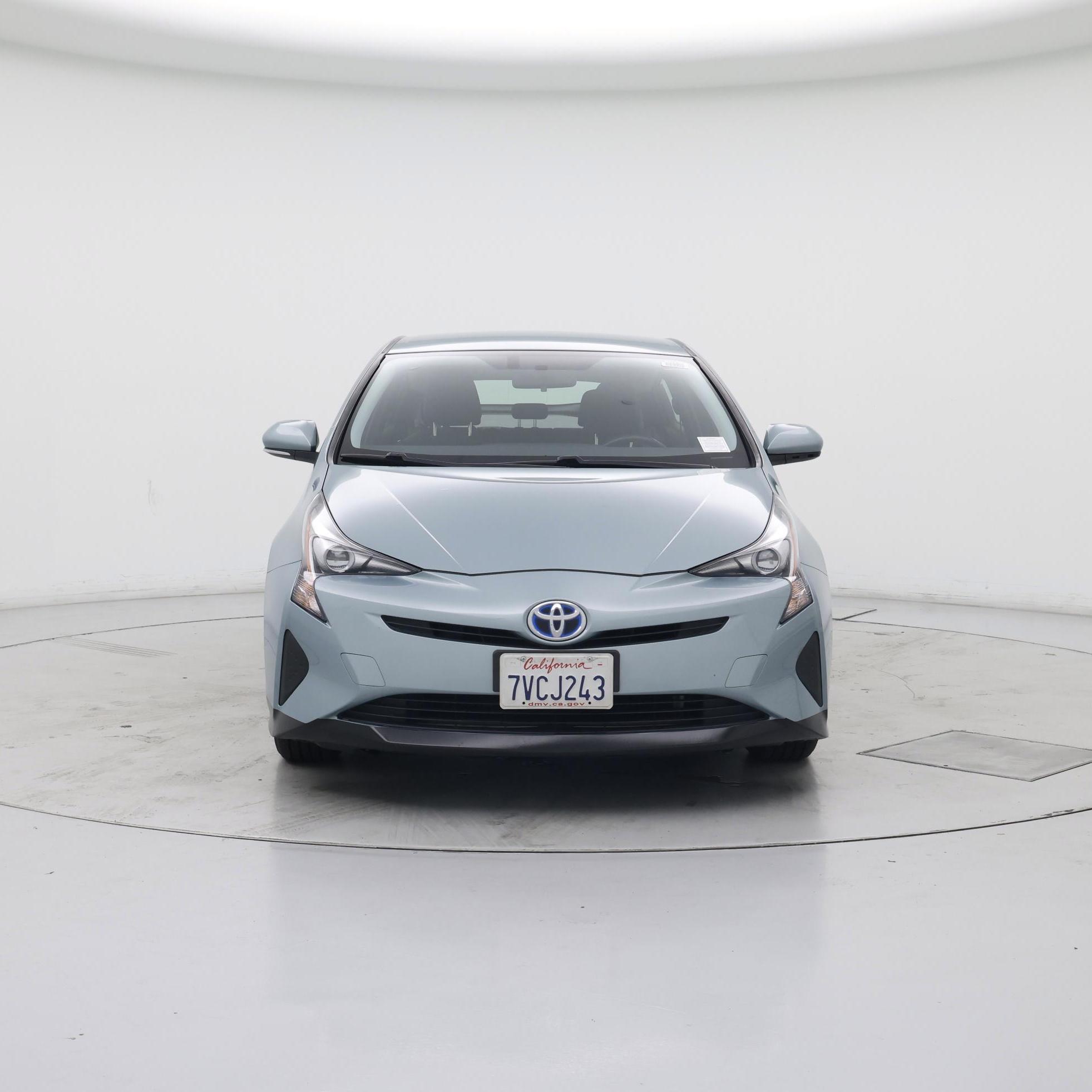 Thumbnail: 2016 Toyota Prius - 5