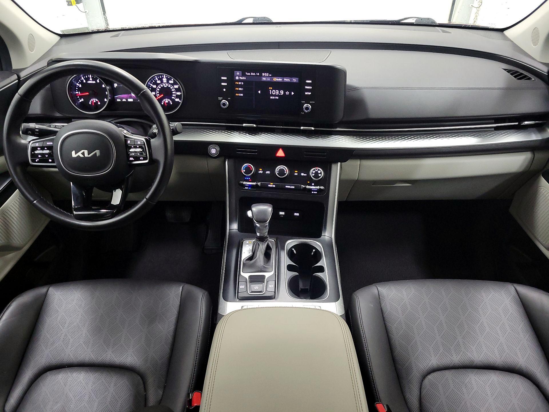 Thumbnail: 2024 Kia Carnival - 9
