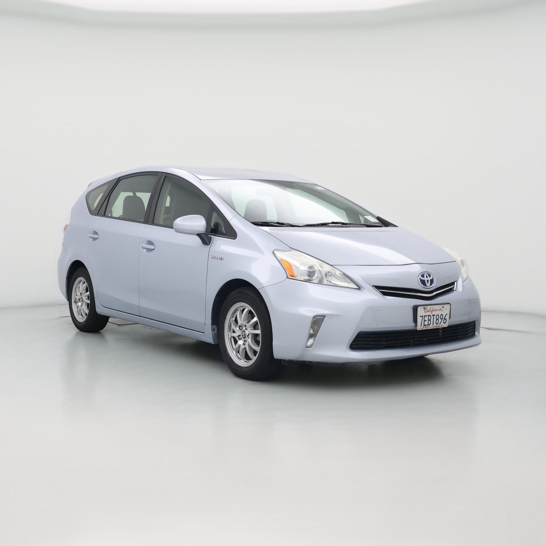 Thumbnail: 2014 Toyota Prius v - 1