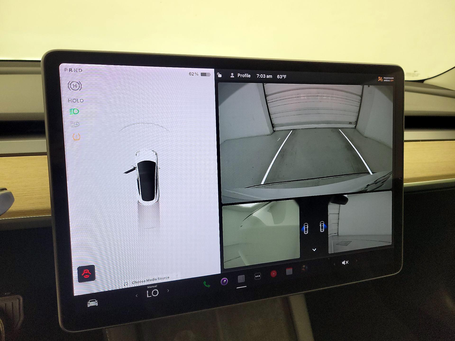 Thumbnail: 2022 Tesla Model 3 - 13