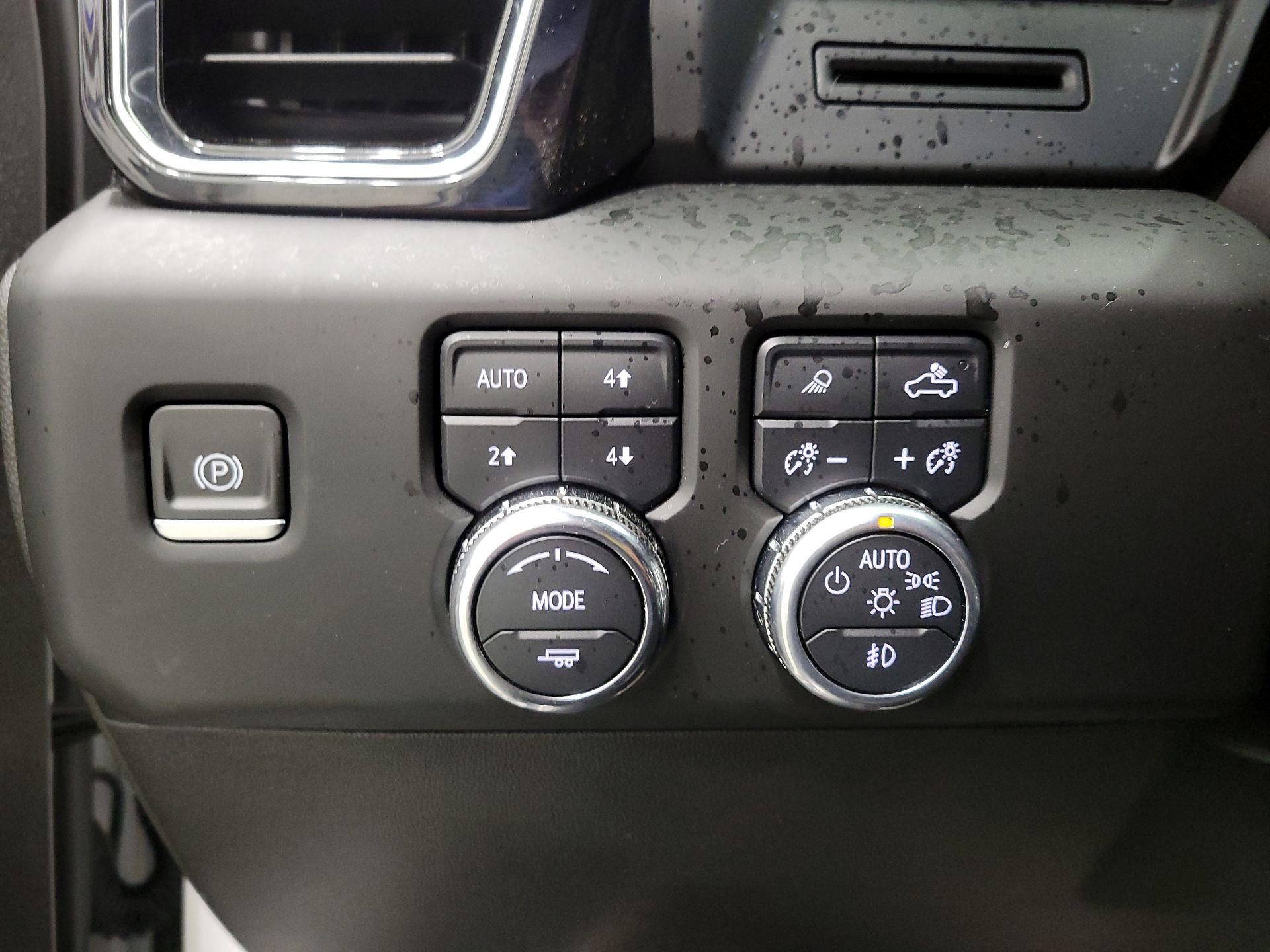 Thumbnail: 2022 GMC Sierra 1500 - 13