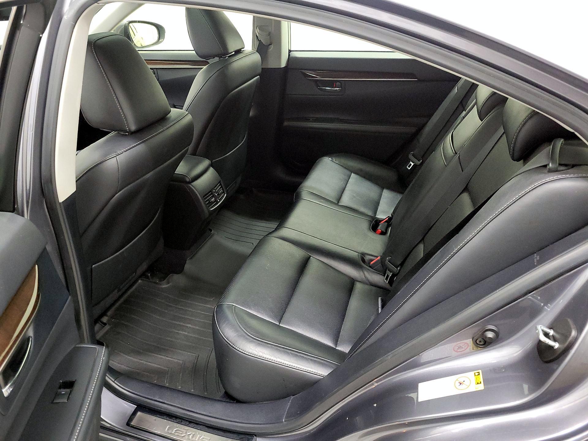 Thumbnail: 2014 Lexus ES - 20