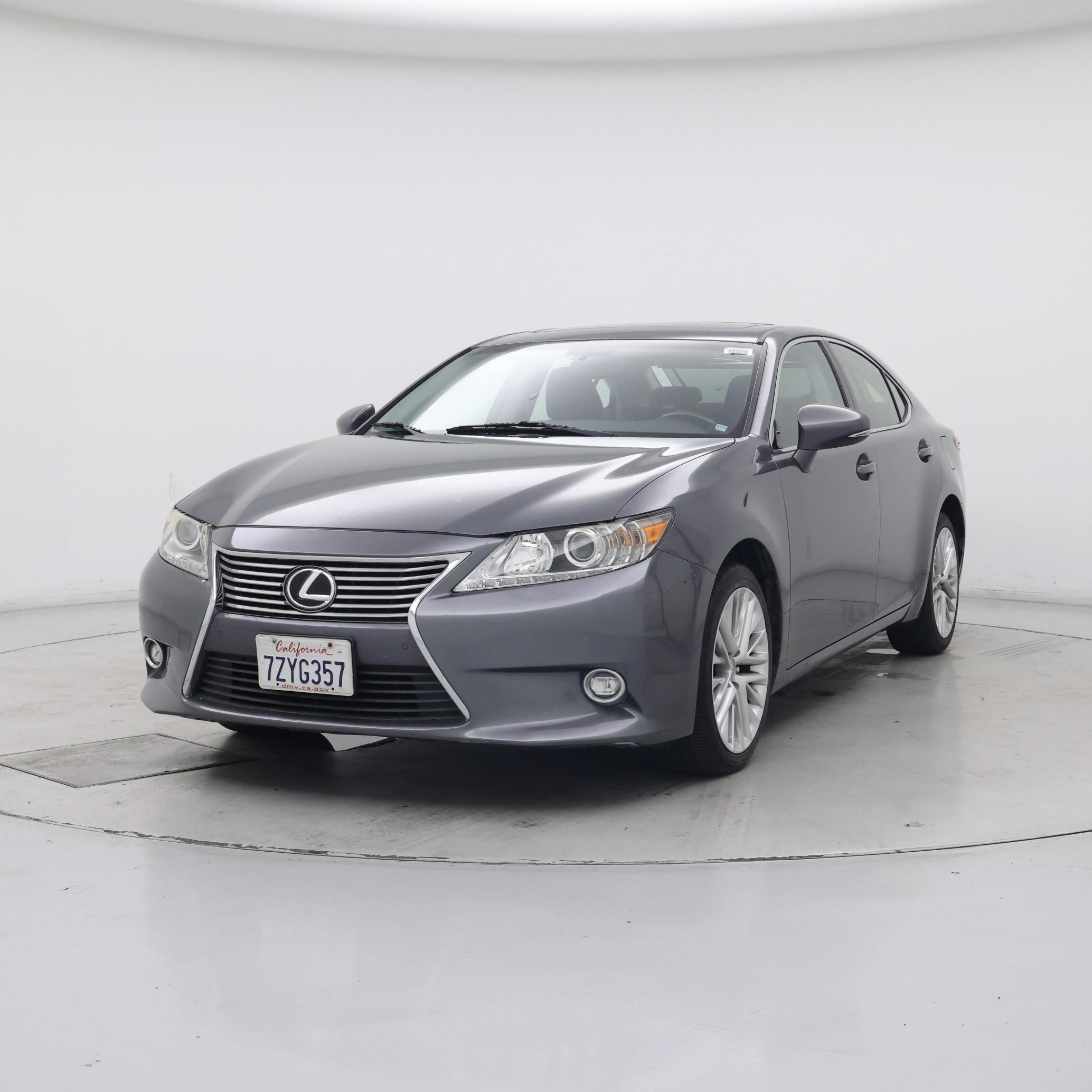 Thumbnail: 2014 Lexus ES - 4