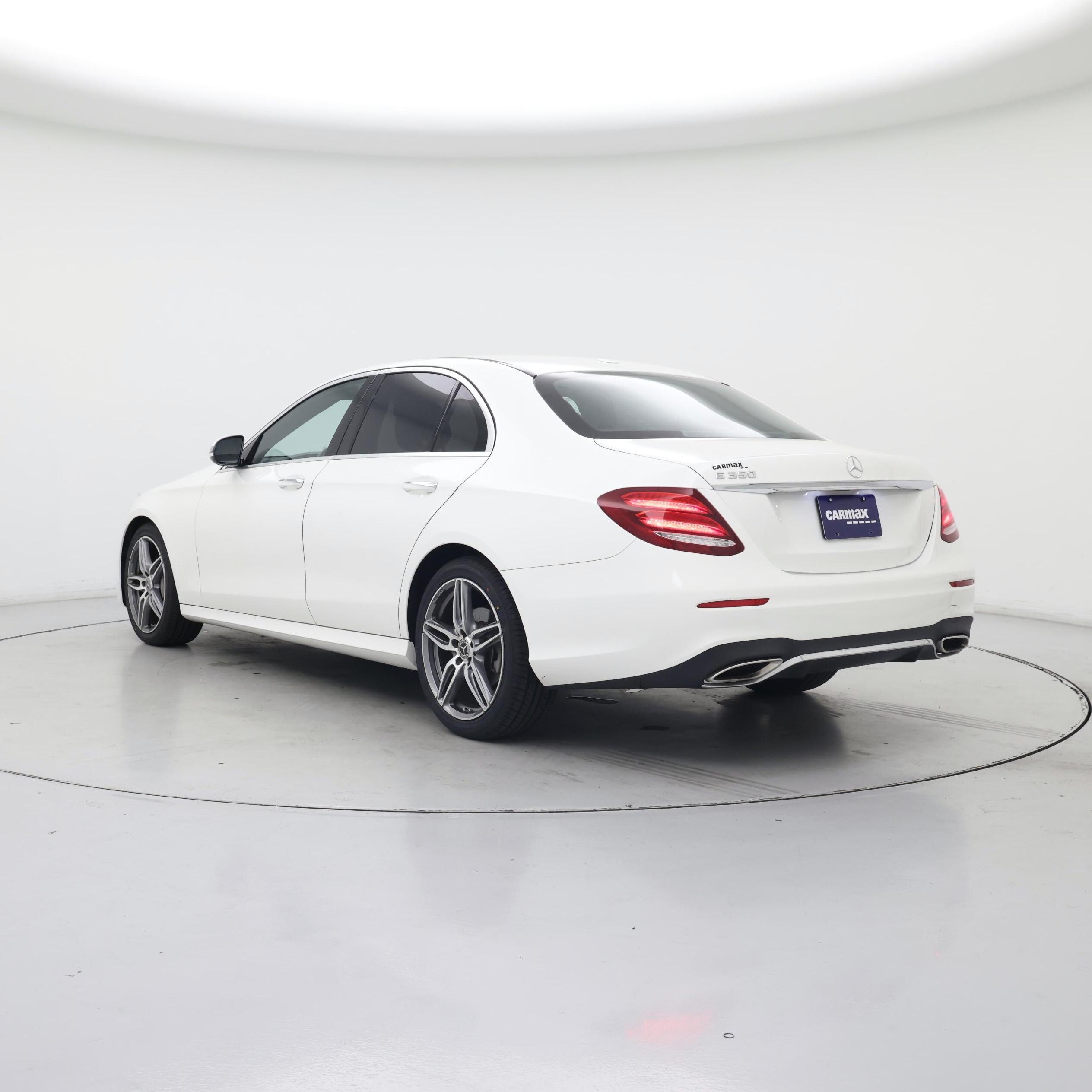 Thumbnail: 2020 Mercedes-Benz E-Class - 2