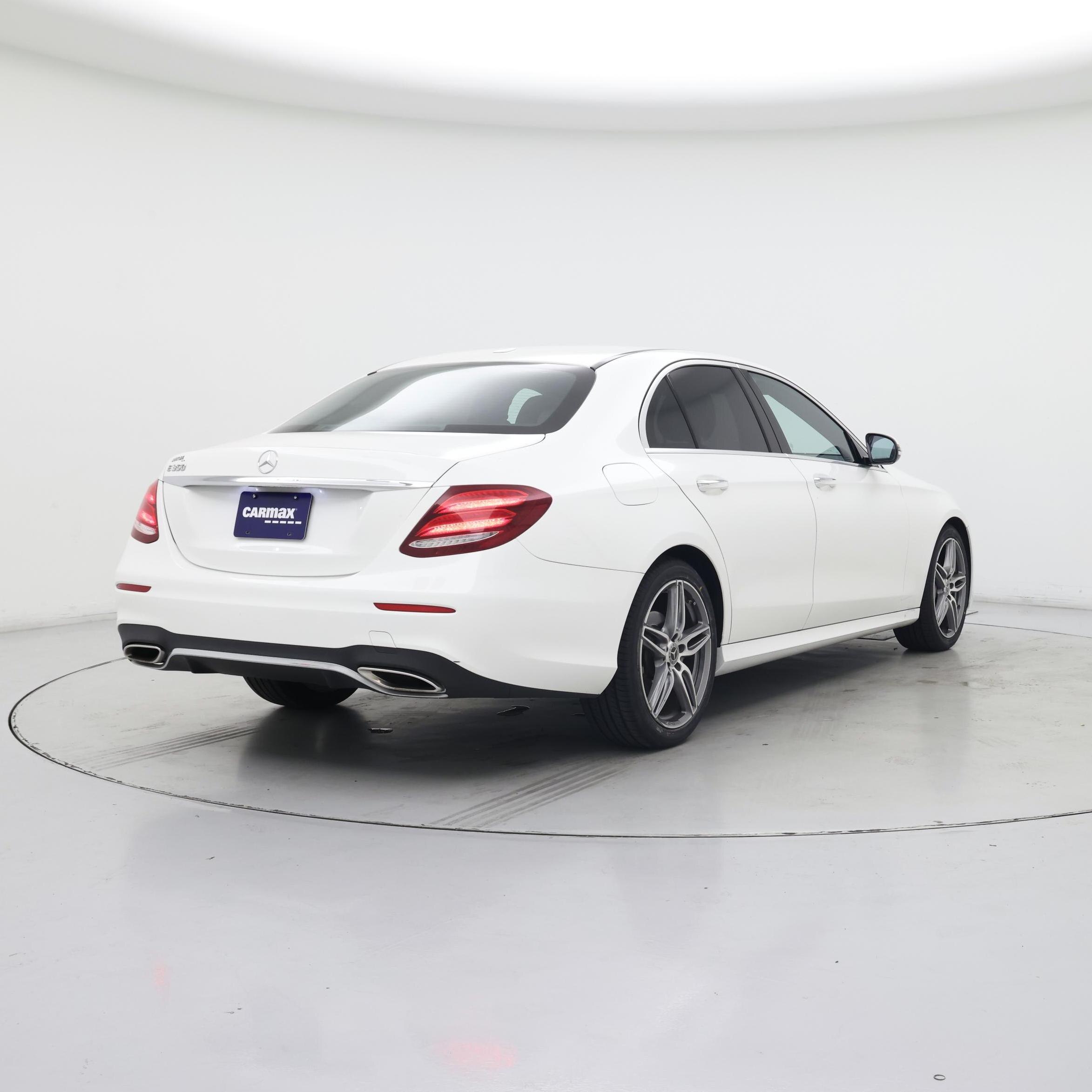 Thumbnail: 2020 Mercedes-Benz E-Class - 8