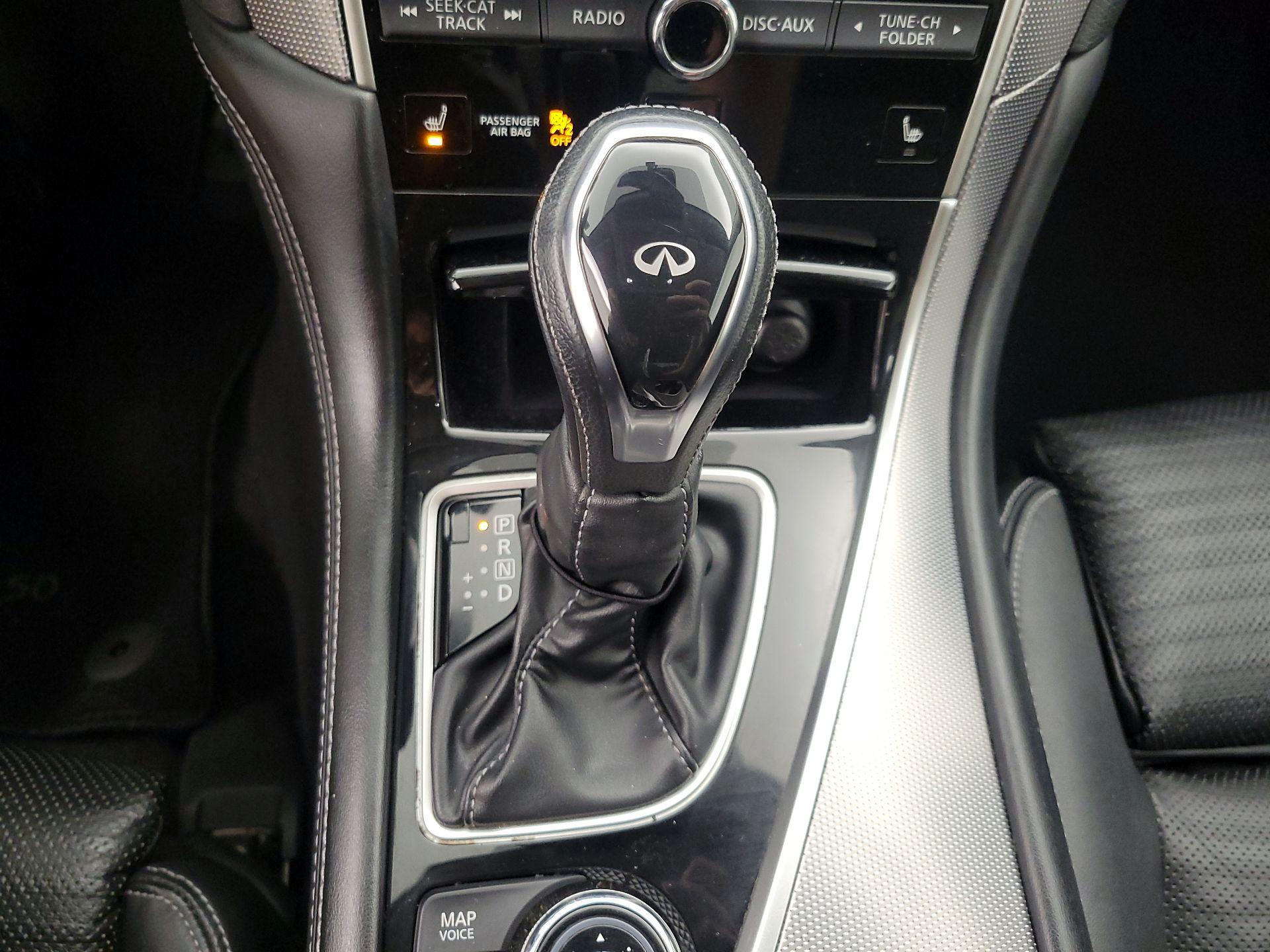 Thumbnail: 2019 INFINITI Q50 - 18
