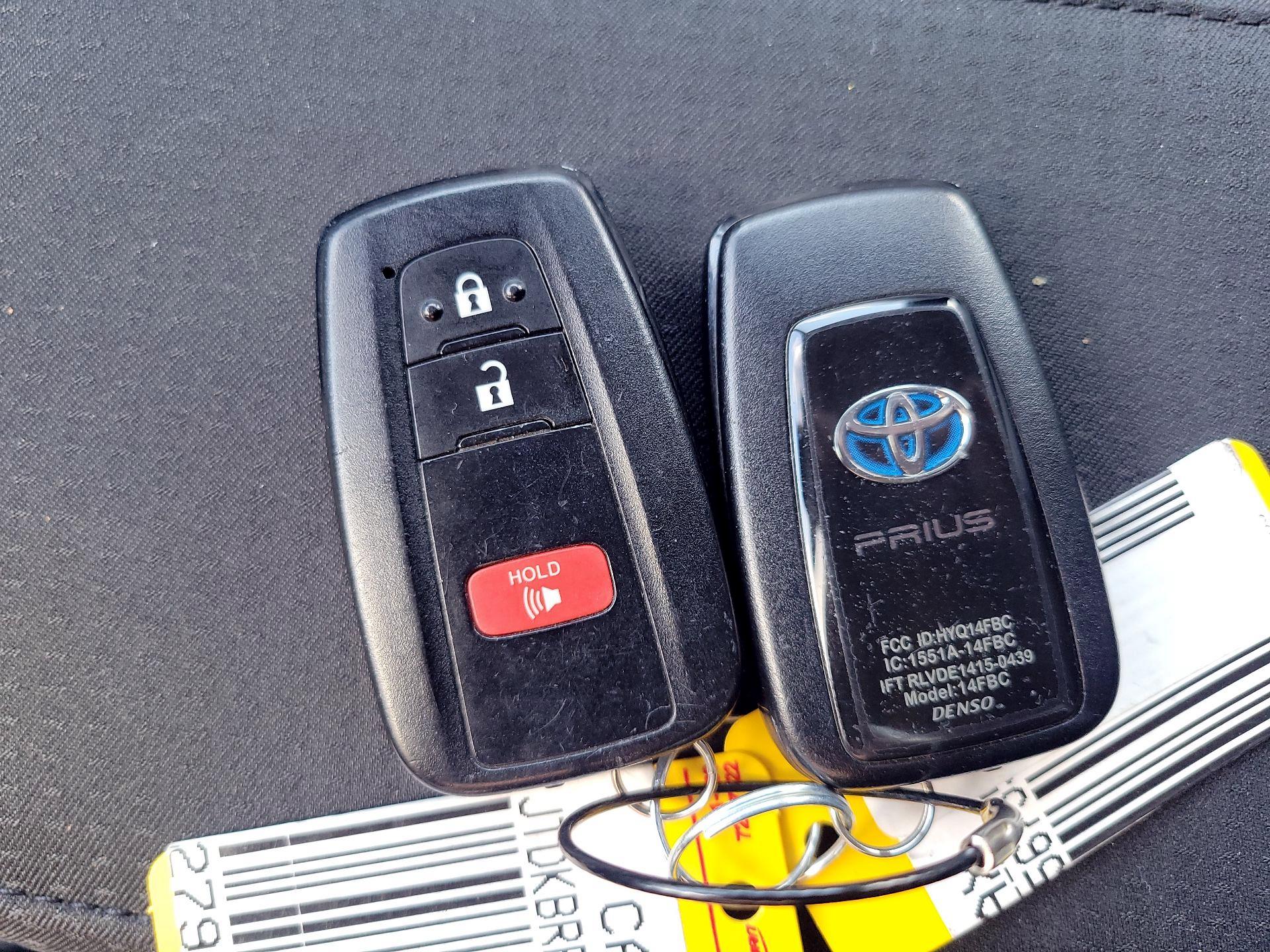 Thumbnail: 2017 Toyota Prius - 20