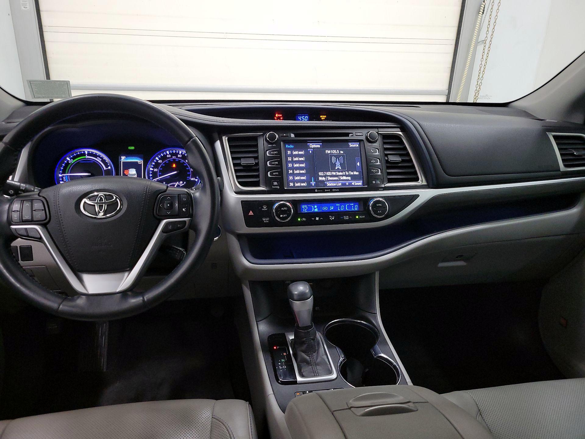 Thumbnail: 2019 Toyota Highlander - 9