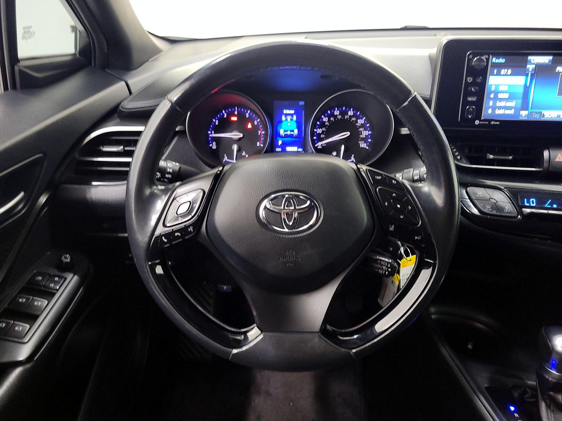 Thumbnail: 2018 Toyota C-HR - 10