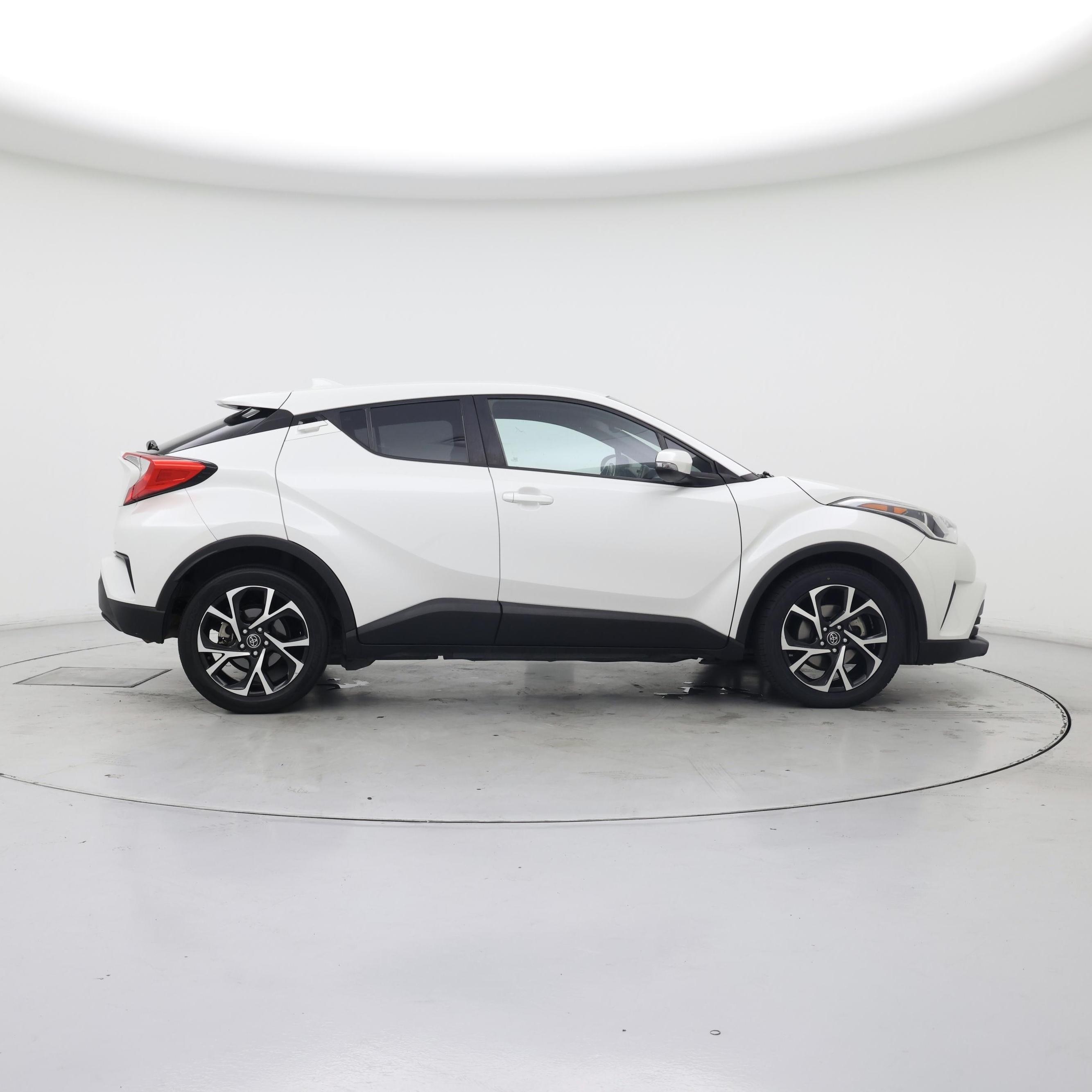 Thumbnail: 2018 Toyota C-HR - 7