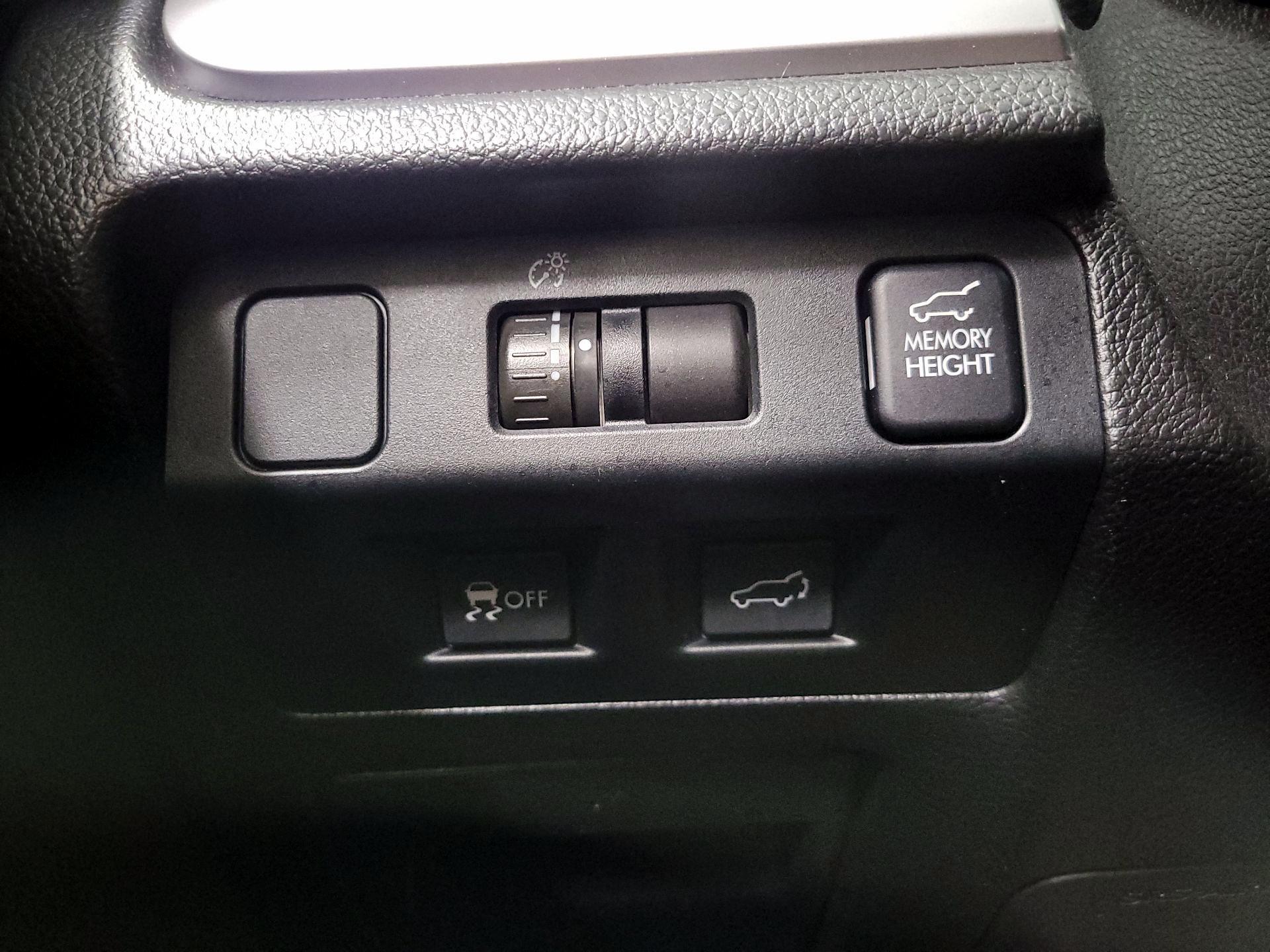 Thumbnail: 2014 Subaru Forester - 13